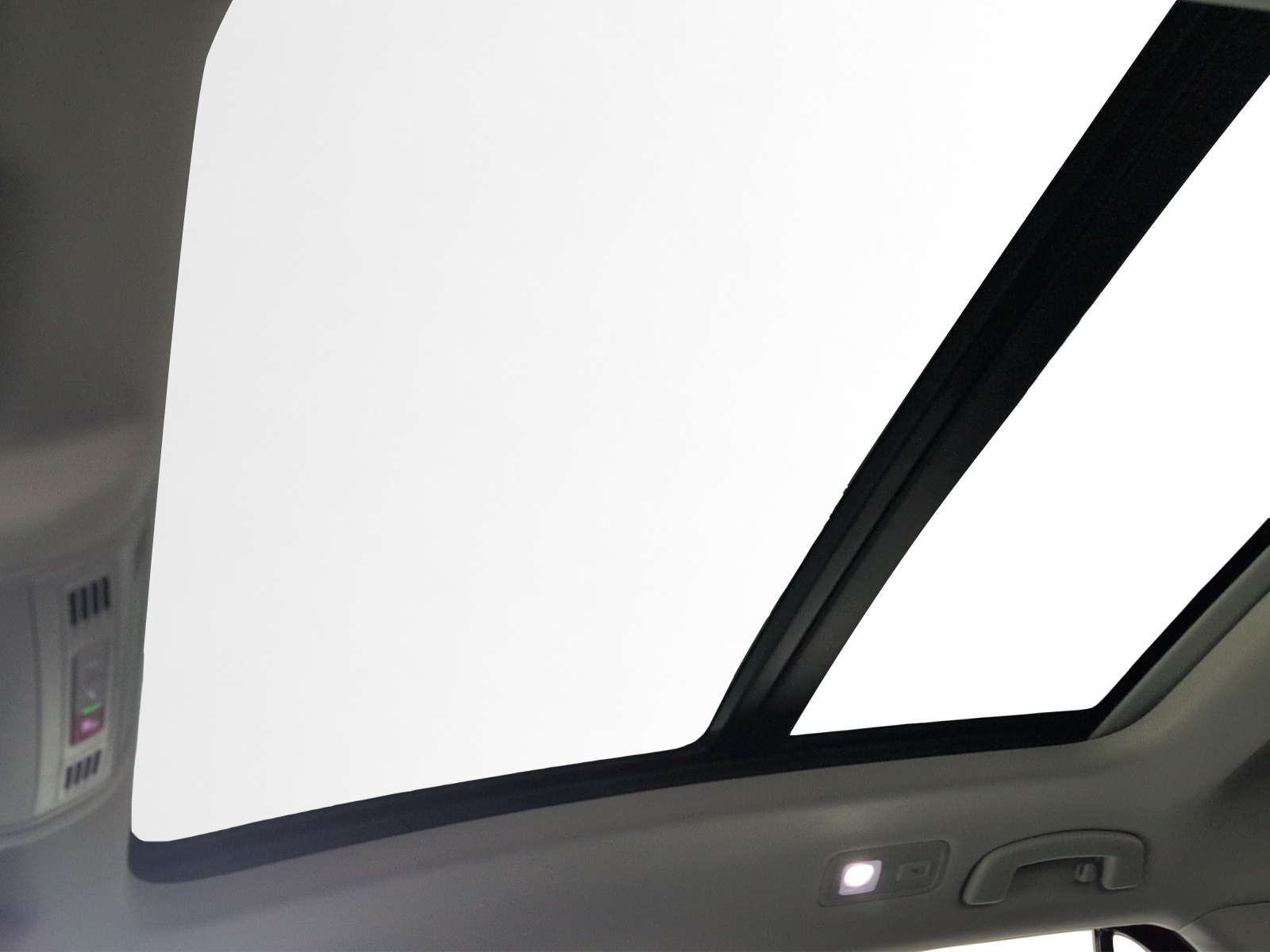 VW T-Roc 2.0 TSI Style DSG 4Motion-image-13