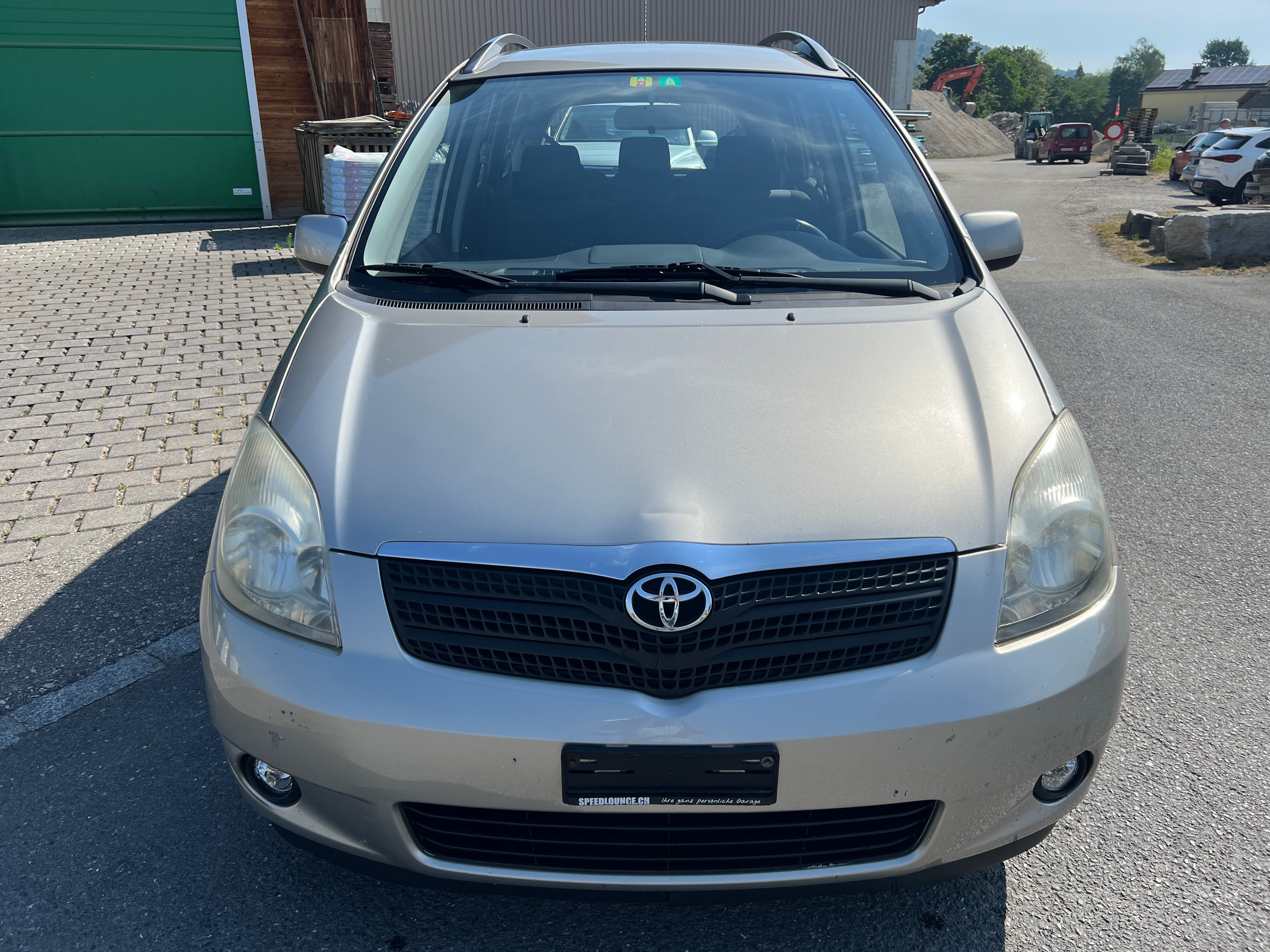 Car photo