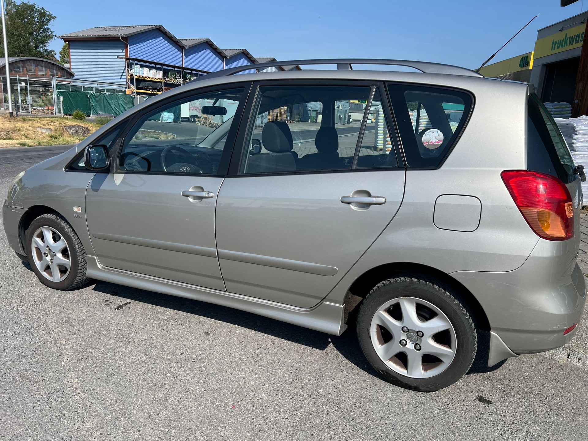 TOYOTA Corolla Verso 1.8 Linea Sol-image-3