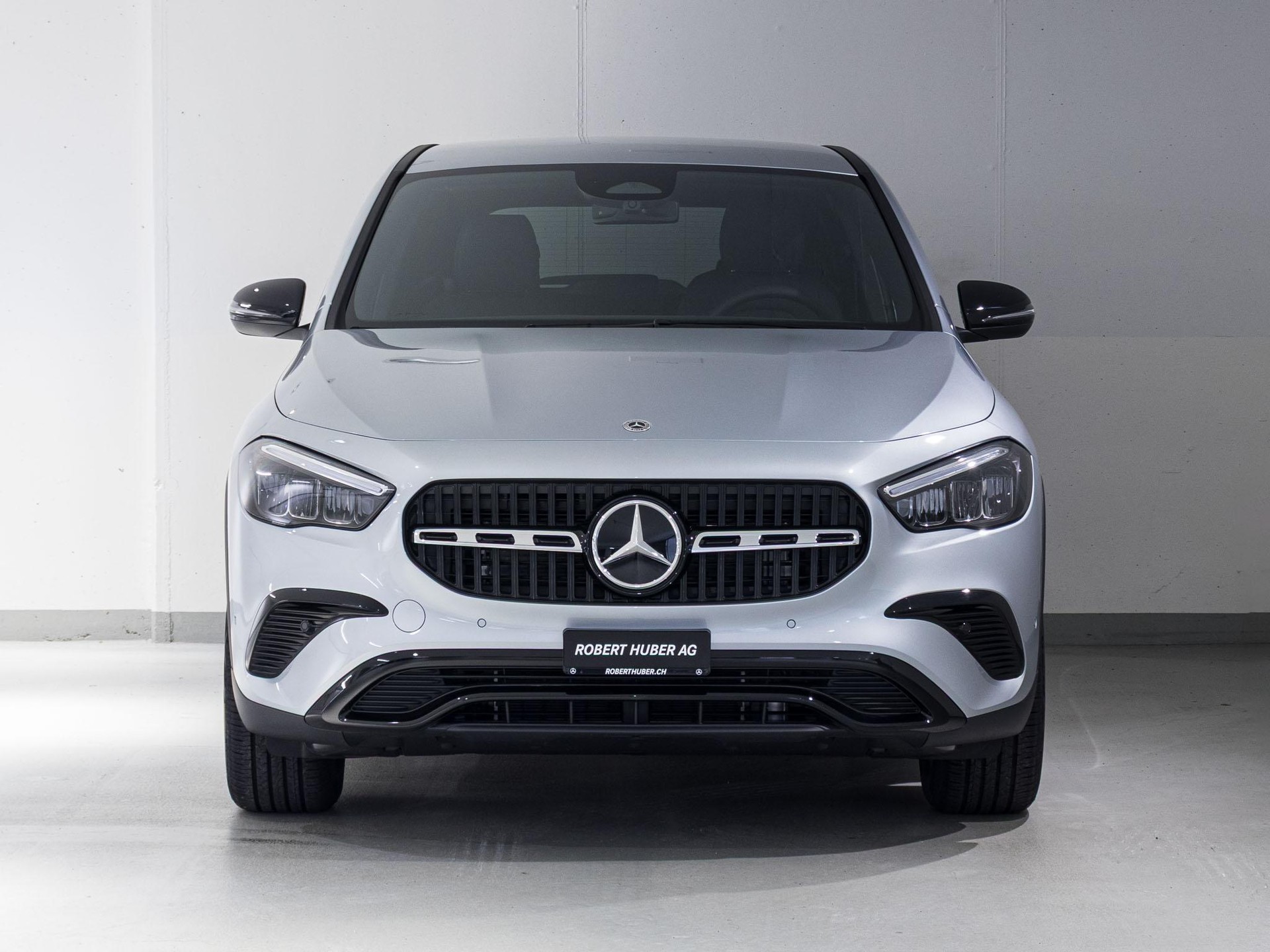 MERCEDES-BENZ GLA 200 Night Star-image-2