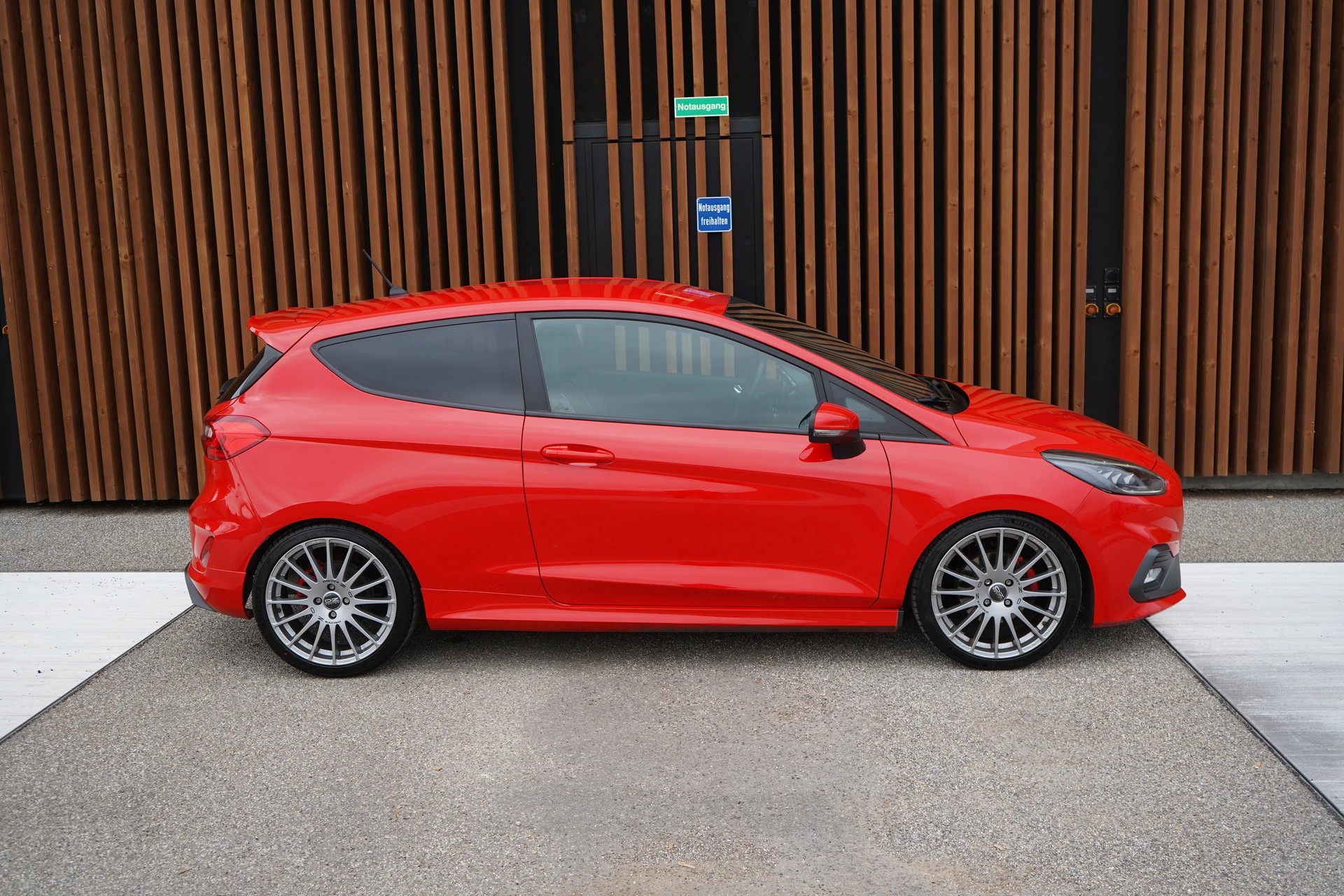 FORD FIESTA 1.5 SCTi ST3 PERFORMANCE PACK l 200 PS-image-4