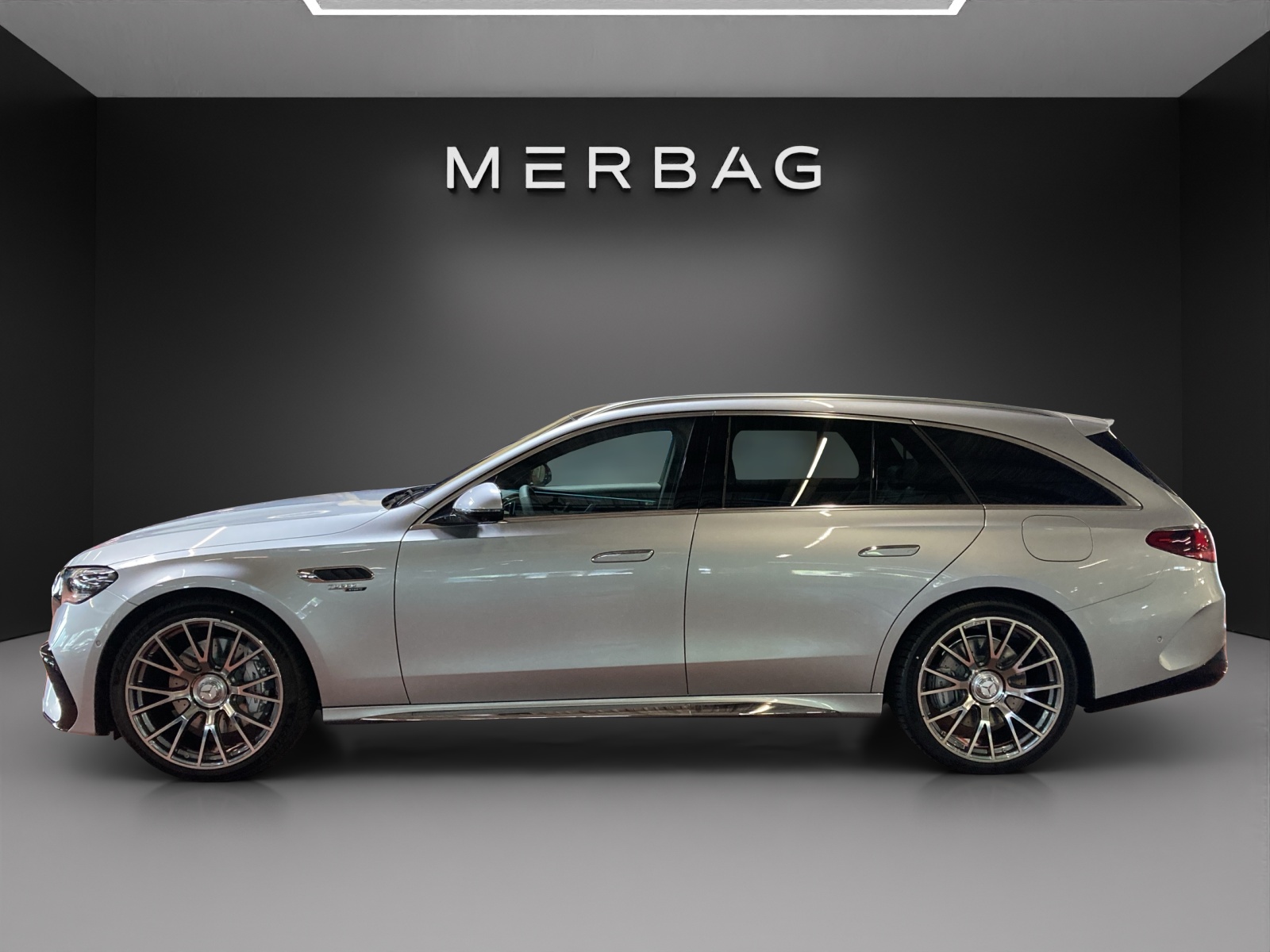 MERCEDES-BENZ E 53 Hybrid T 4Matic+ 9G-Tronic-image-1