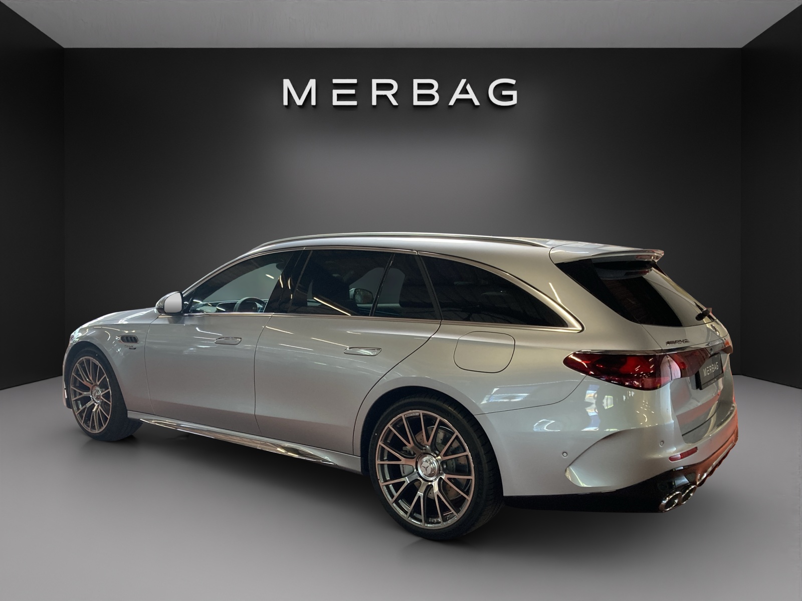 MERCEDES-BENZ E 53 Hybrid T 4Matic+ 9G-Tronic-image-2