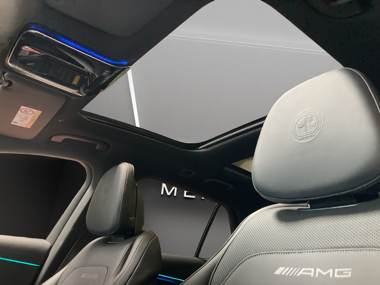 MERCEDES-BENZ E 53 Hybrid T 4Matic+ 9G-Tronic-image-13