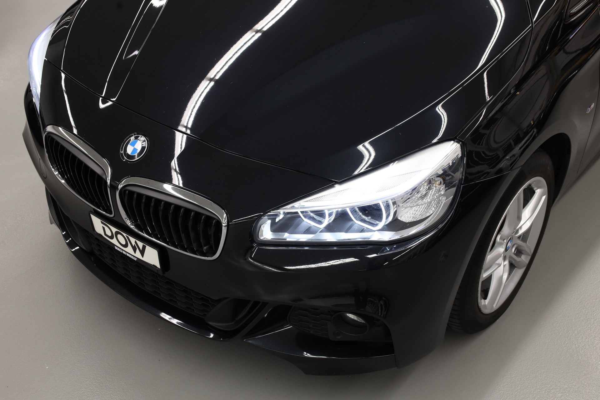 BMW 220d xDrive Active Tourer-image-5