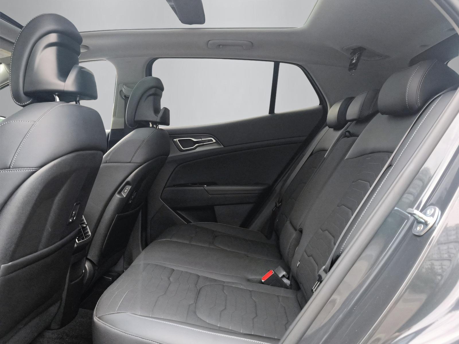 KIA Sportage 1.6 T-GDi Hybrid Style-image-9