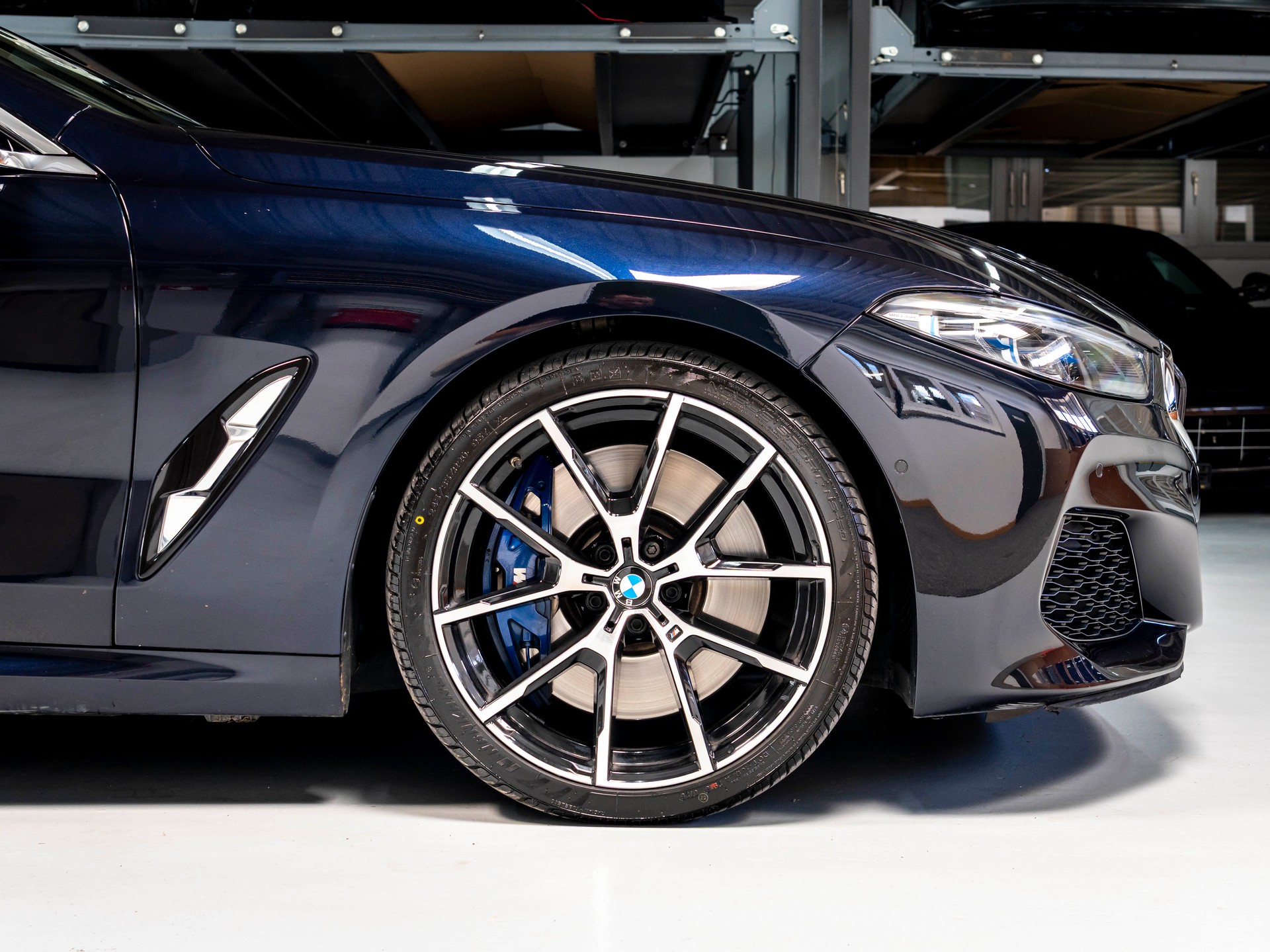 BMW M850i xDrive Steptronic-image-8