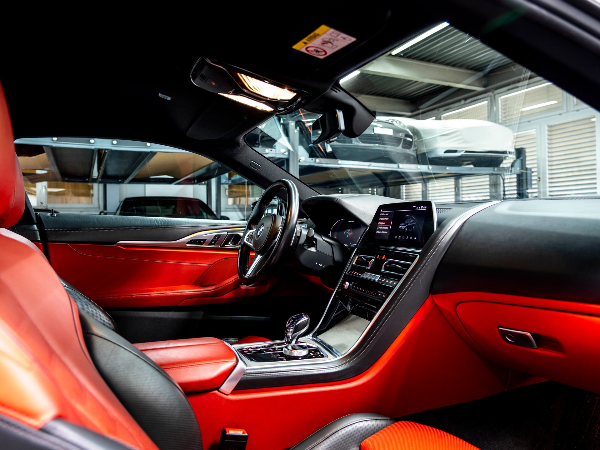 BMW M850i xDrive Steptronic-image-24