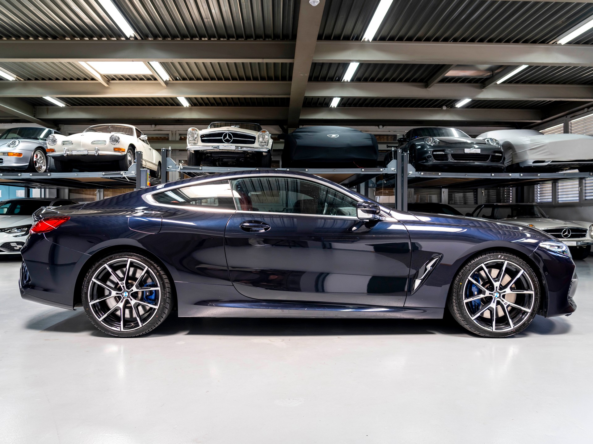 BMW M850i xDrive Steptronic-image-4