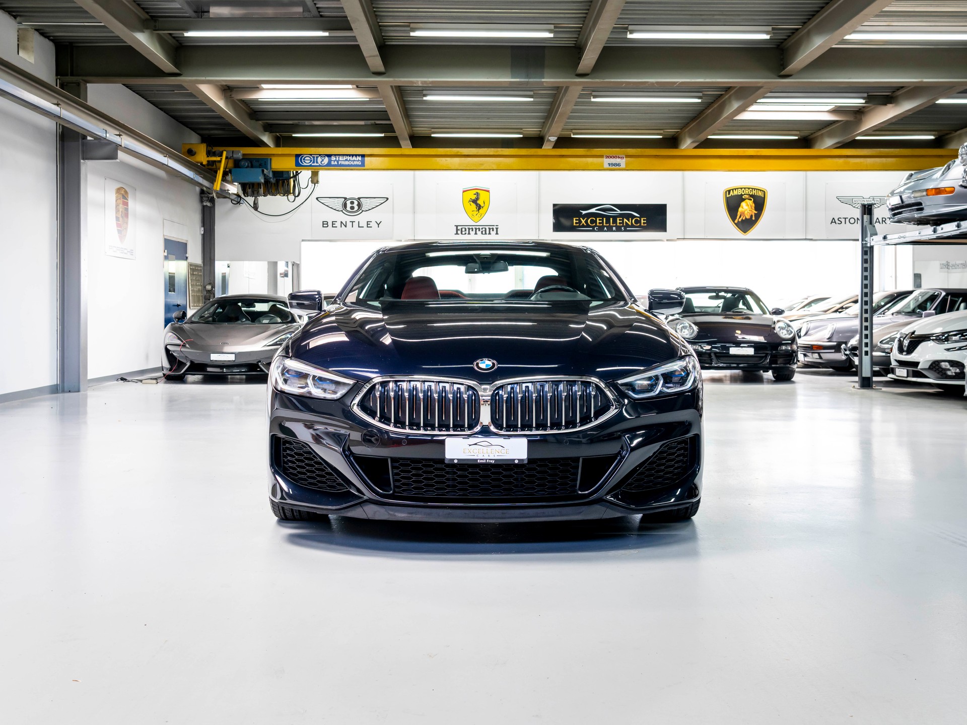 BMW M850i xDrive Steptronic-showroom-element-1