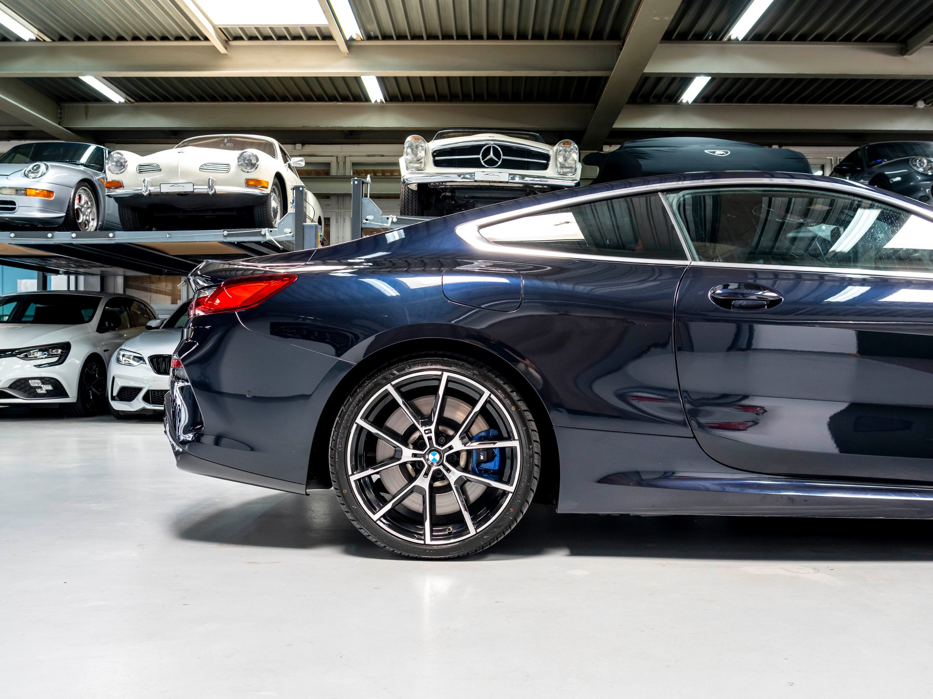 BMW M850i xDrive Steptronic-image-11