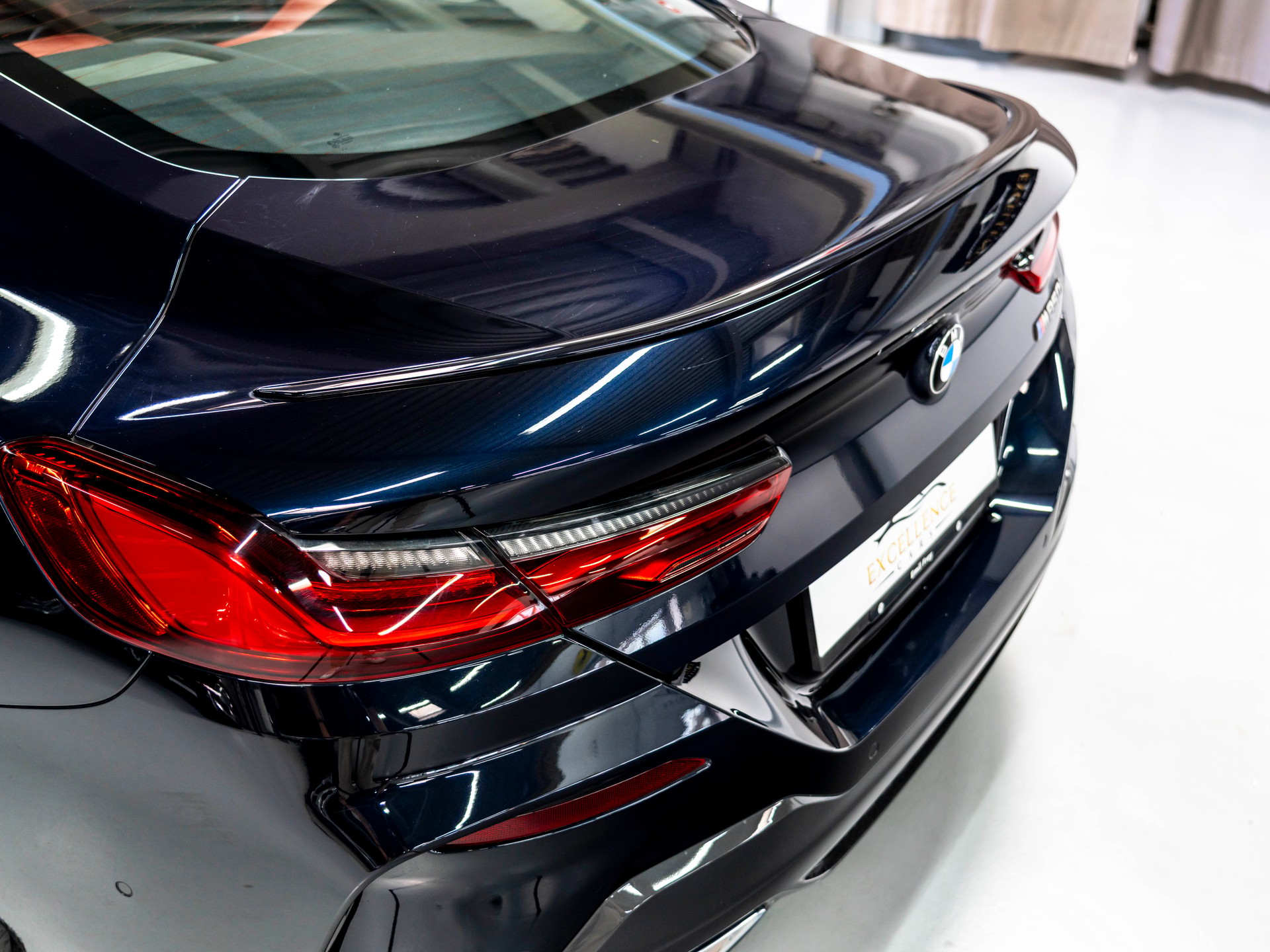 BMW M850i xDrive Steptronic-image-13