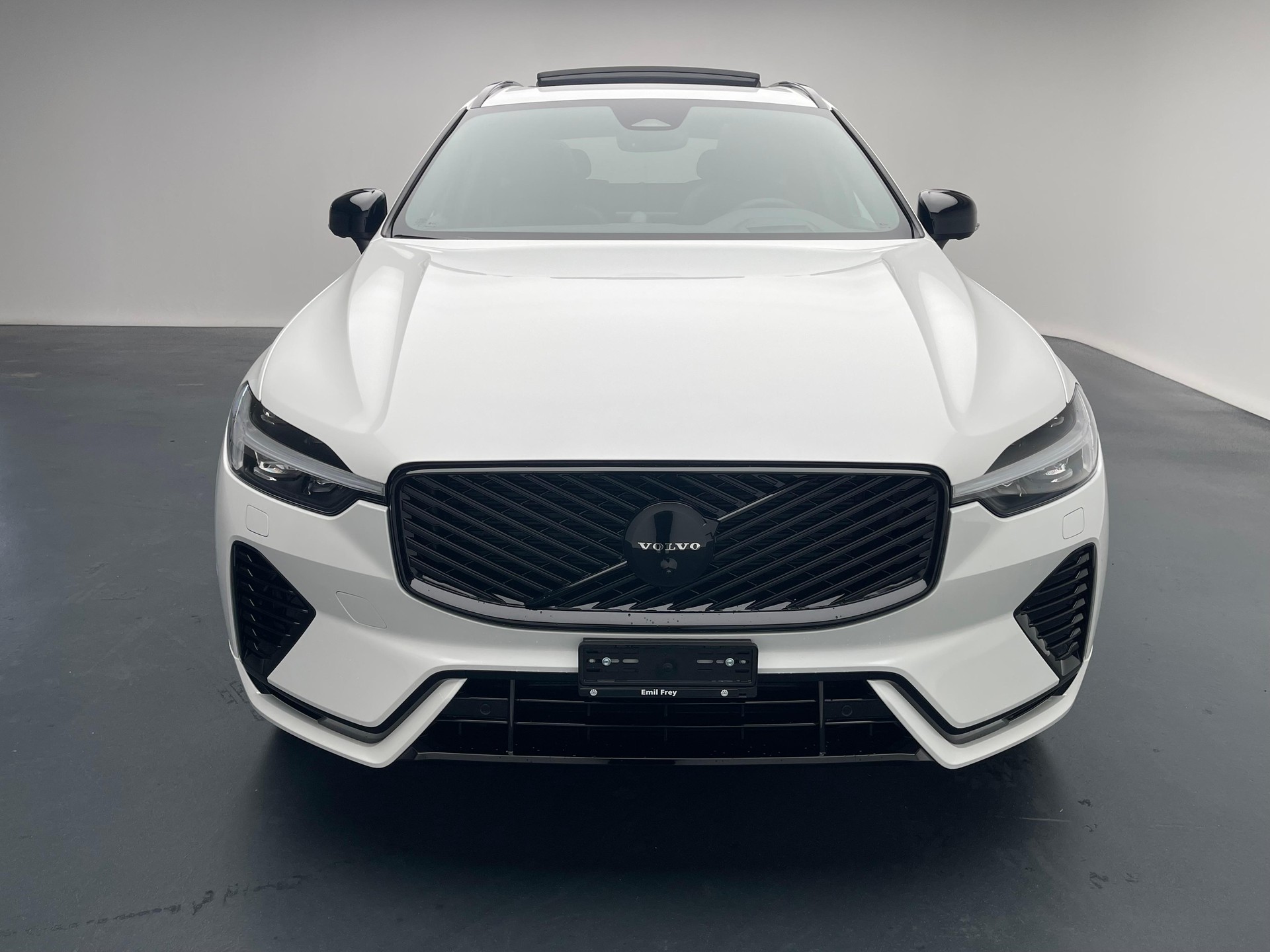 VOLVO XC60 2.0 T6 TE Black Edition eAWD-image-34