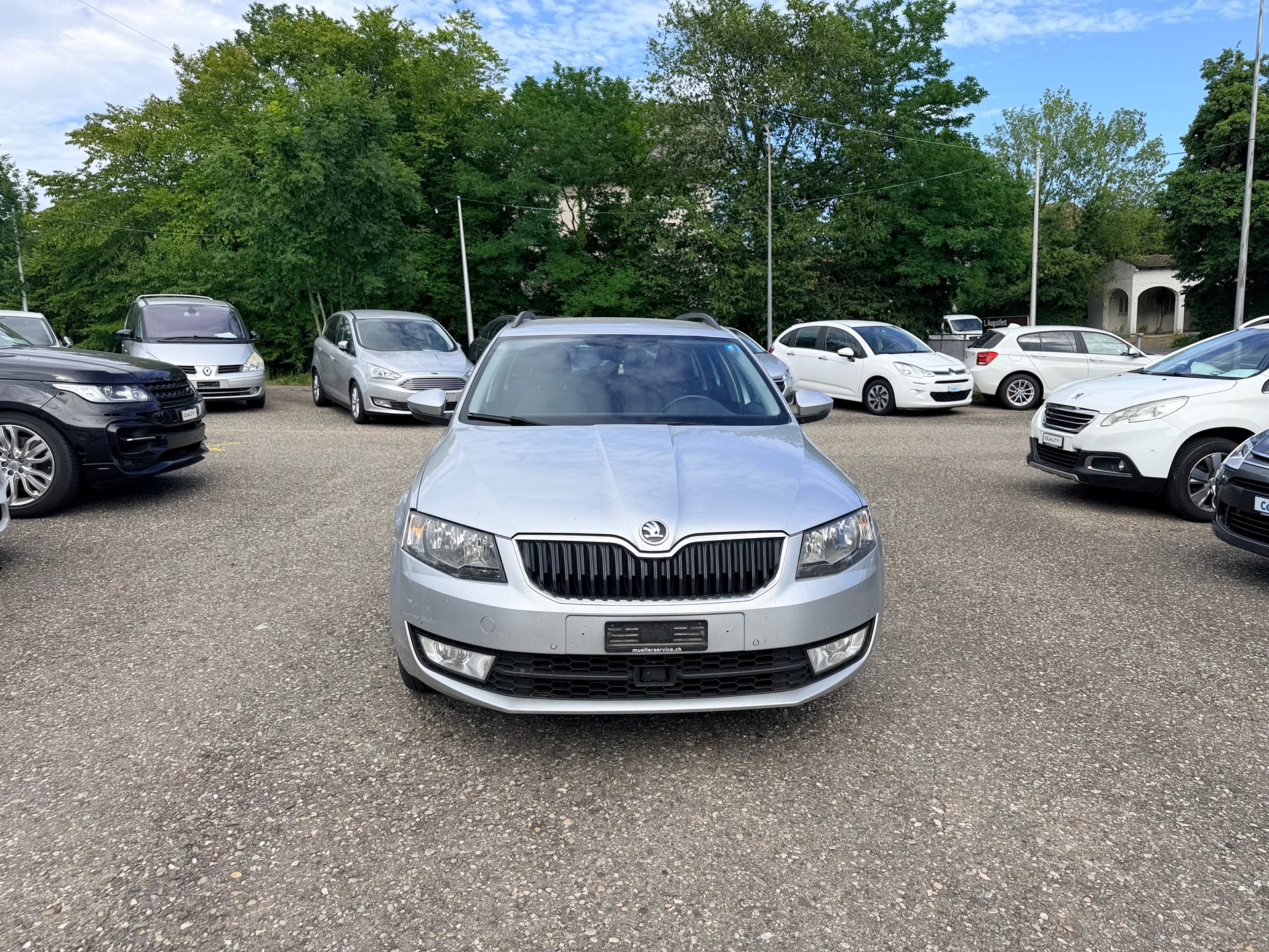 SKODA Octavia Combi 1.6 TDI Ambition DSG-image-3