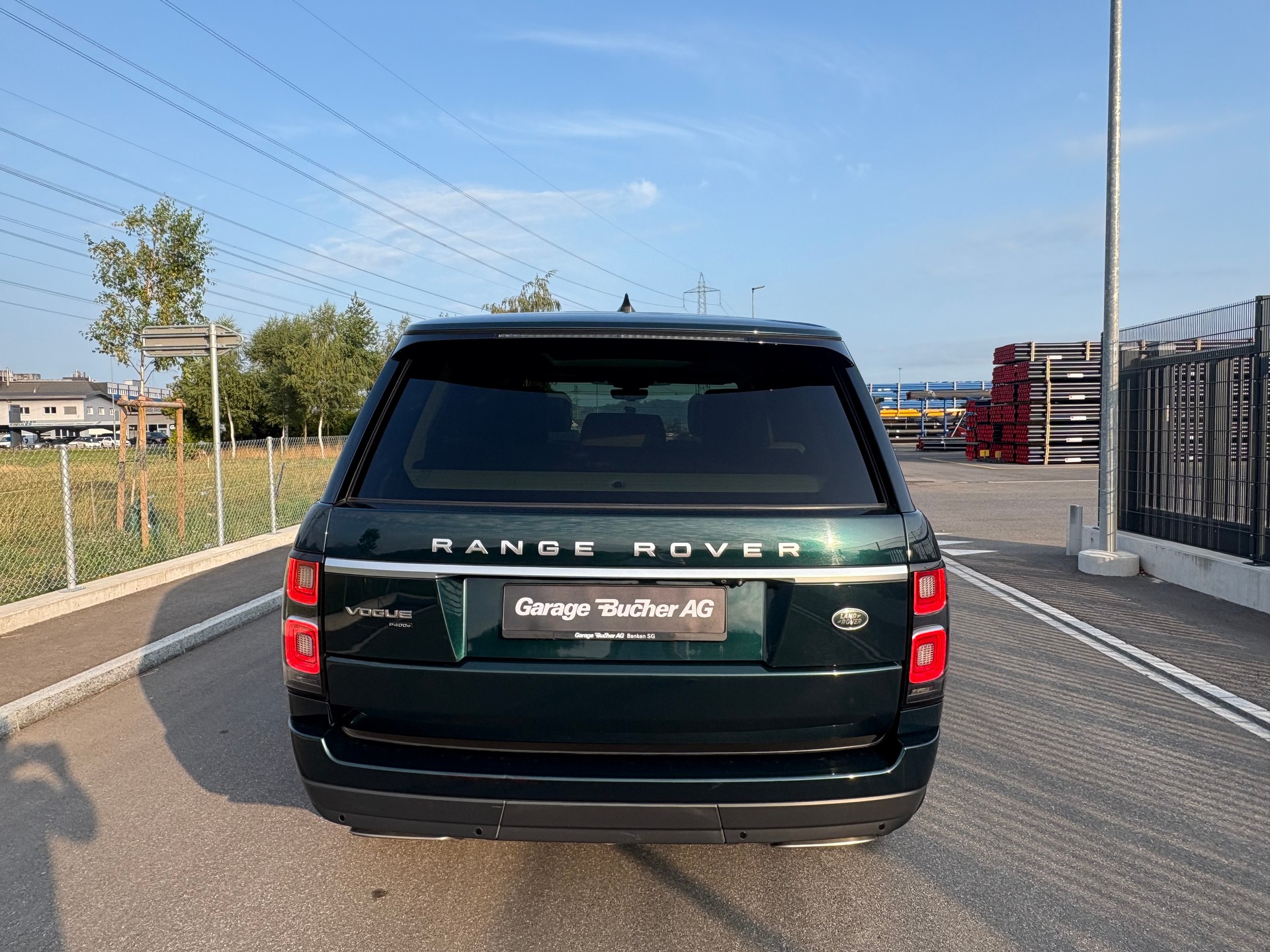 LAND ROVER Range Rover LWB 2.0 Si4 PHEV Vogue Automatic-showroom-element-3