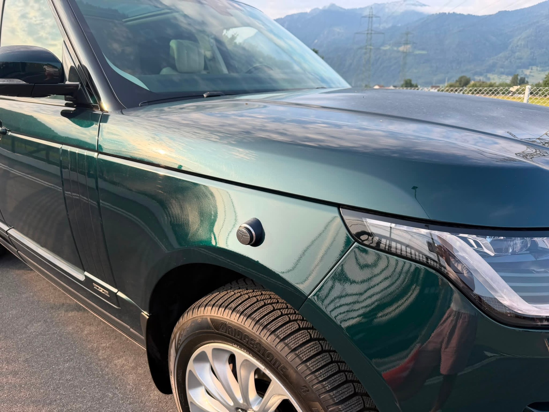 LAND ROVER Range Rover LWB 2.0 Si4 PHEV Vogue Automatic-image-9