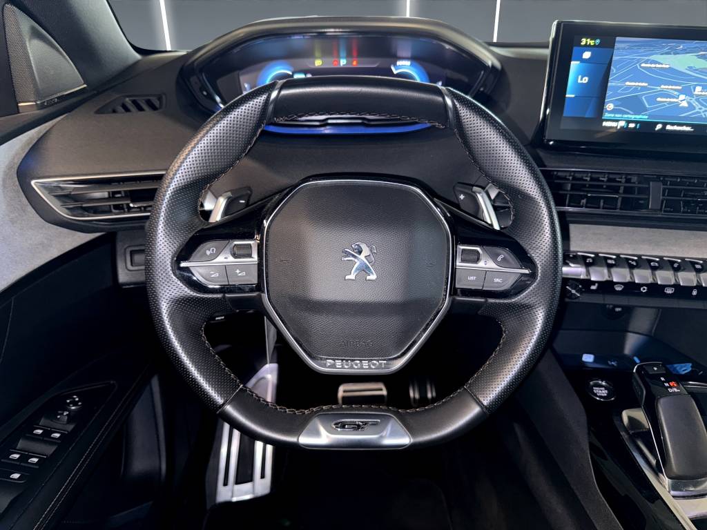 PEUGEOT 3008 300e Hybrid4 GT EAT8-image-14