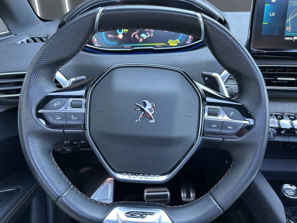 PEUGEOT 3008 300e Hybrid4 GT EAT8-image-14