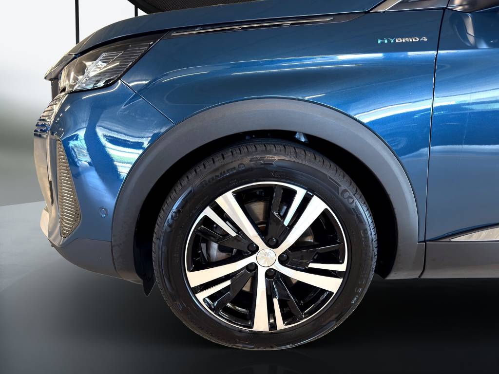 PEUGEOT 3008 300e Hybrid4 GT EAT8-image-15