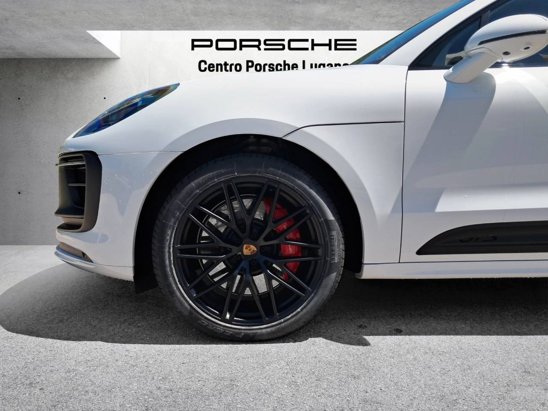 PORSCHE Macan GTS (MY24)-image-11
