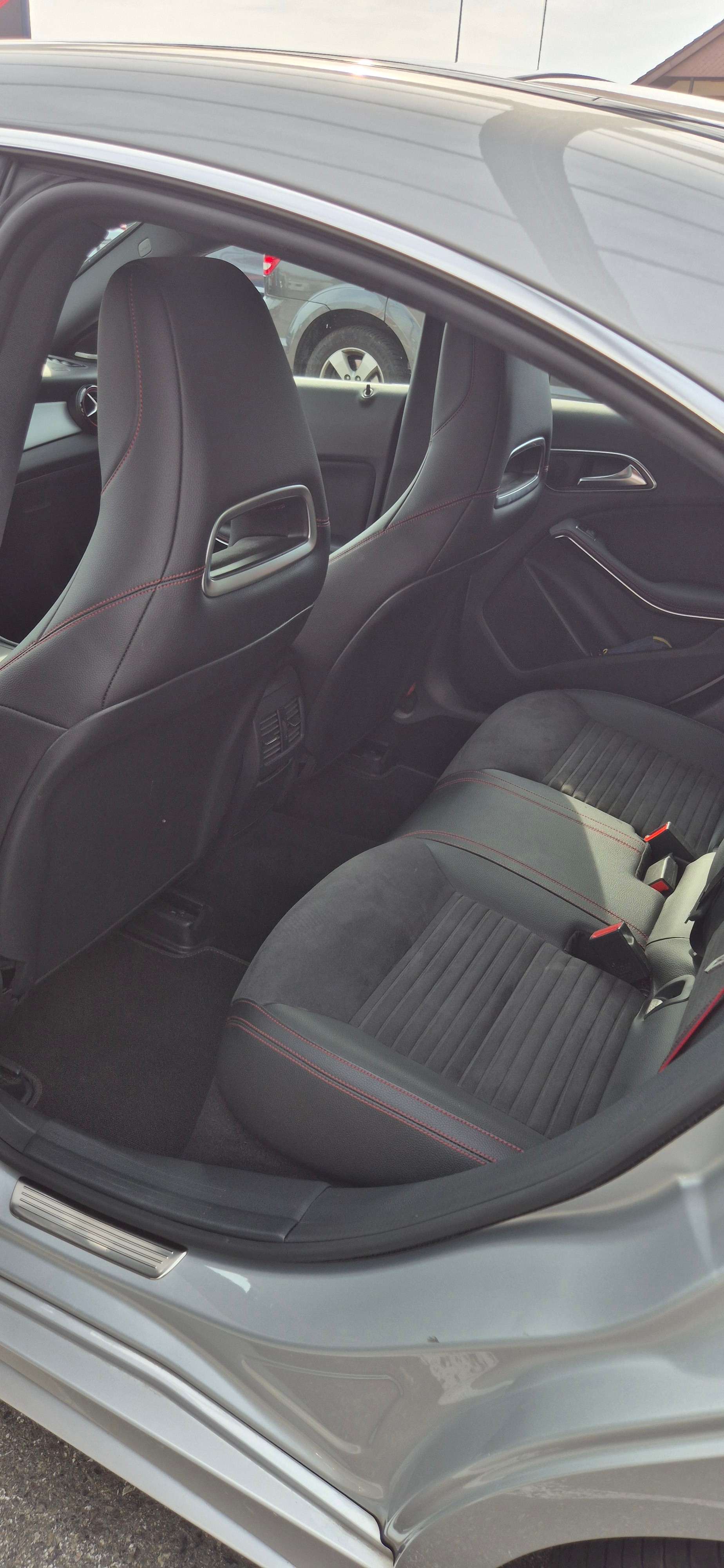 MERCEDES-BENZ CLA 250 Sport 4m-image-3
