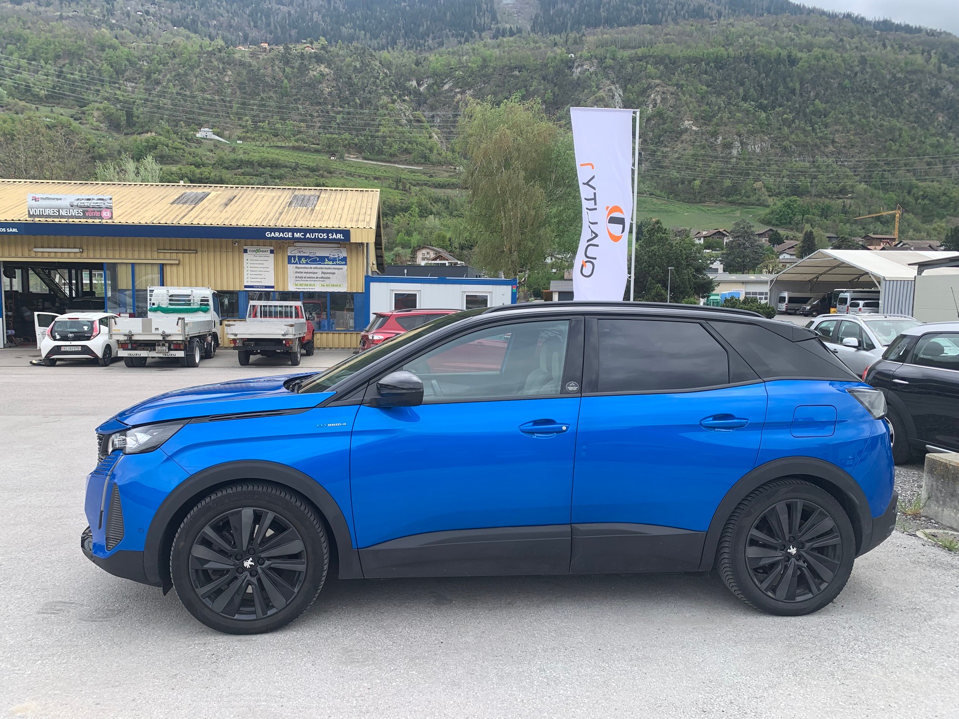 PEUGEOT 3008 300e Hybrid4 Road Trip EAT8-image-2