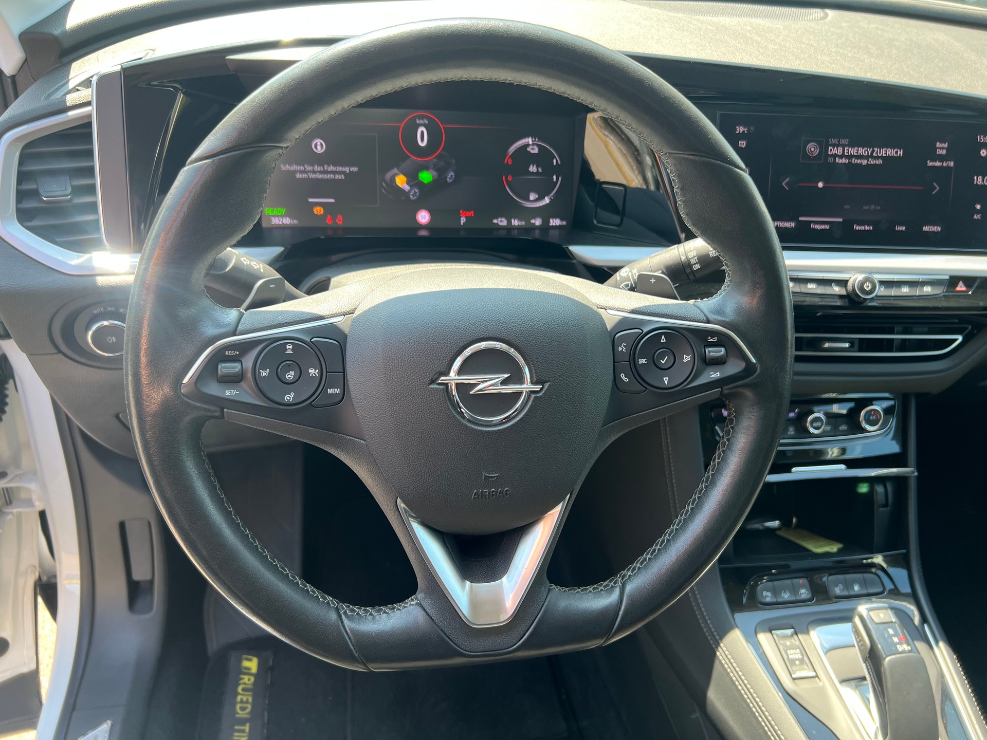 OPEL Grandland 1.6 Hybrid GS Line Automatik-image-20