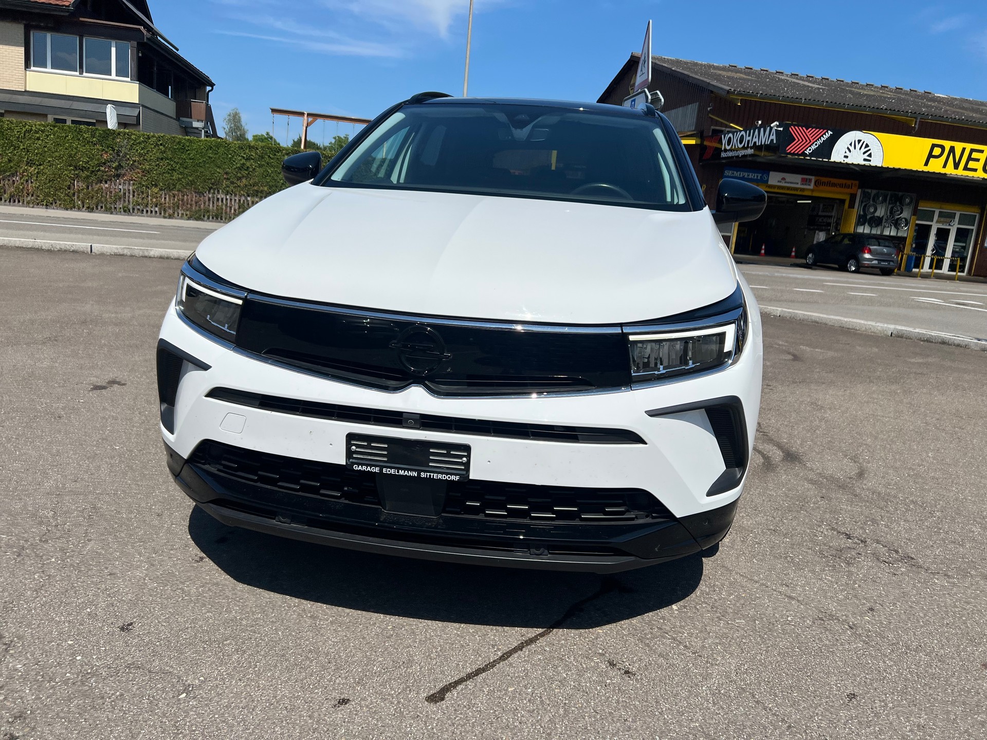 OPEL Grandland 1.6 Hybrid GS Line Automatik-image-3