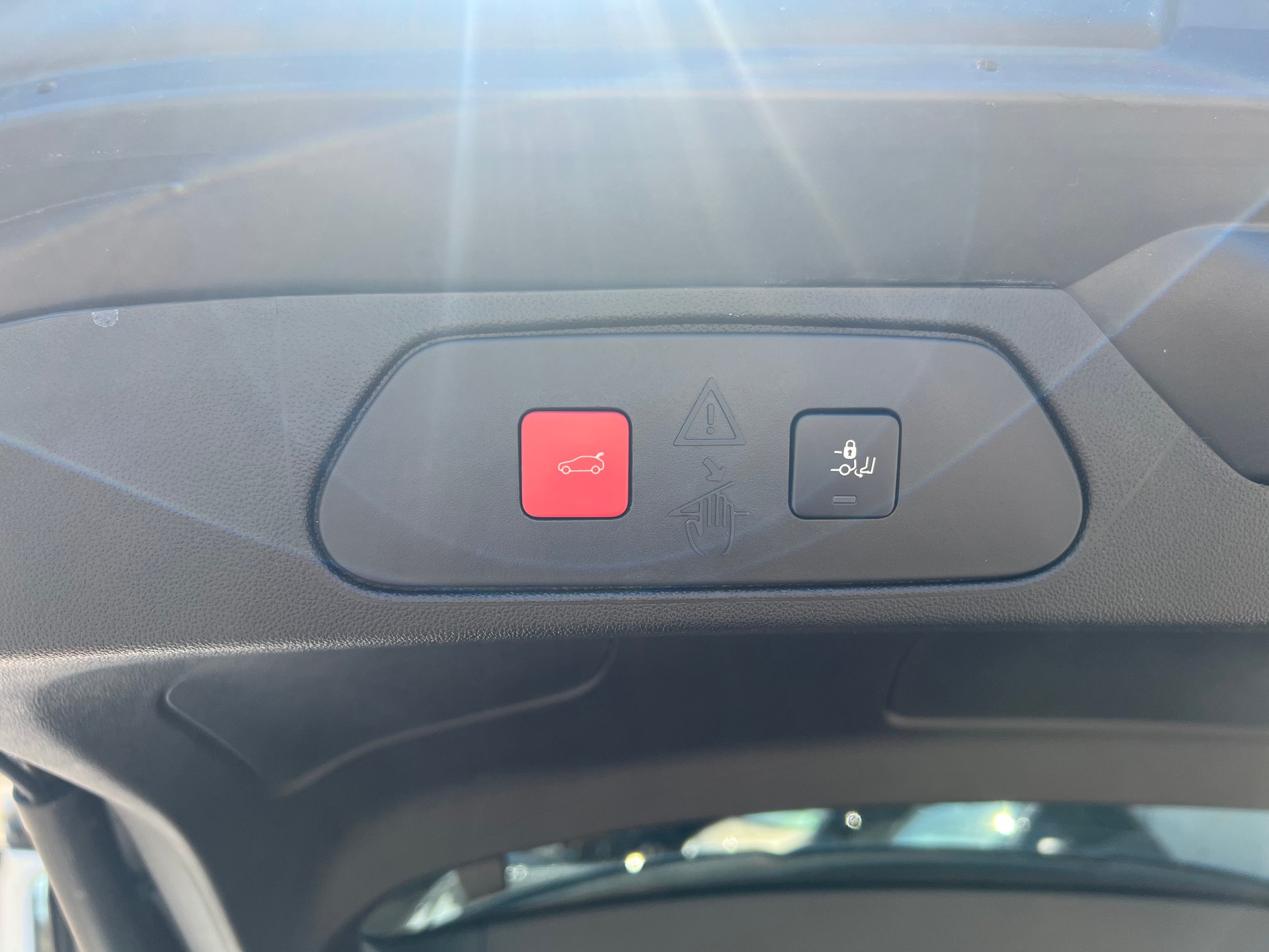 OPEL Grandland 1.6 Hybrid GS Line Automatik-image-26