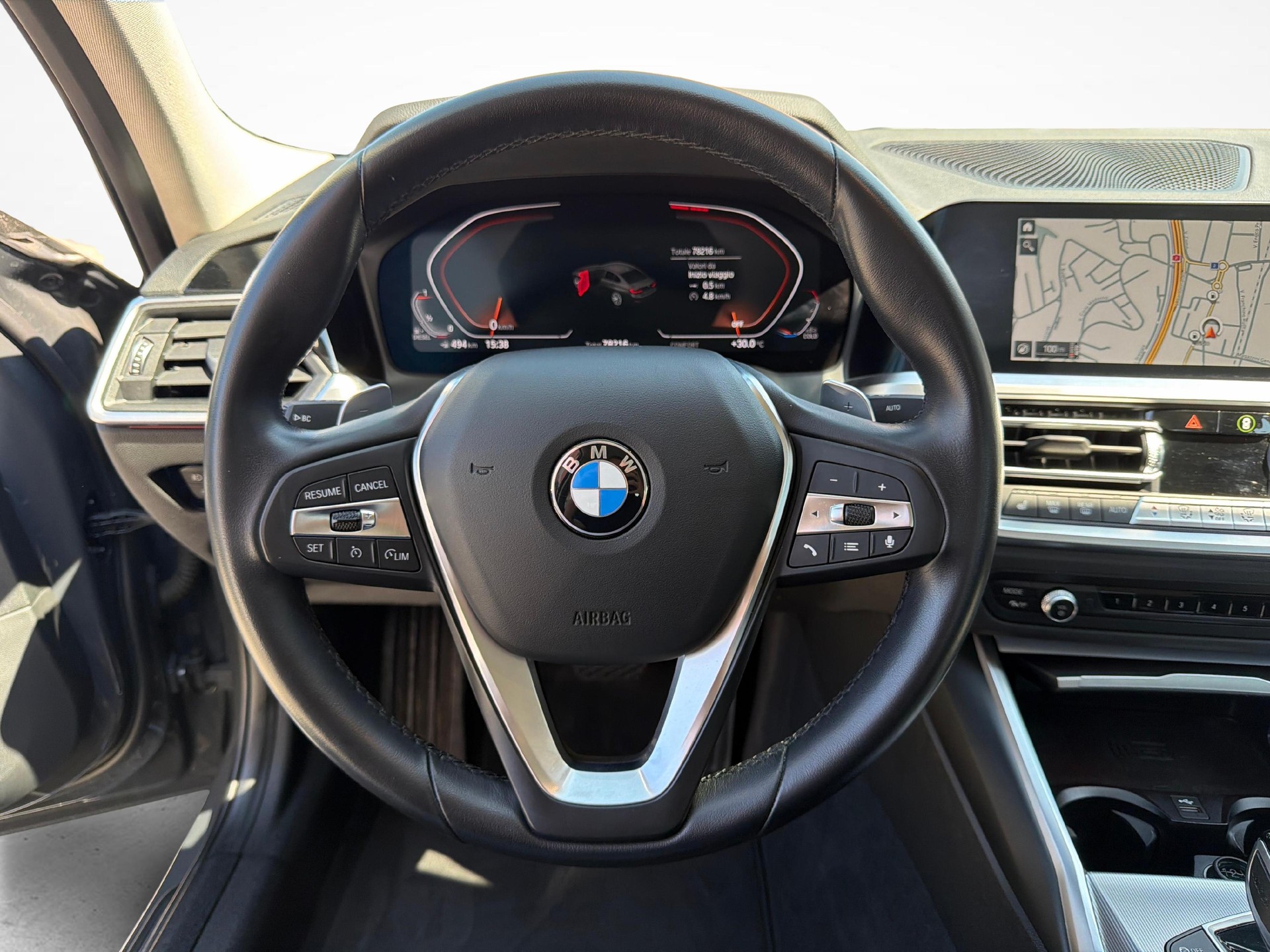 BMW 320d xDrive SAG-image-13