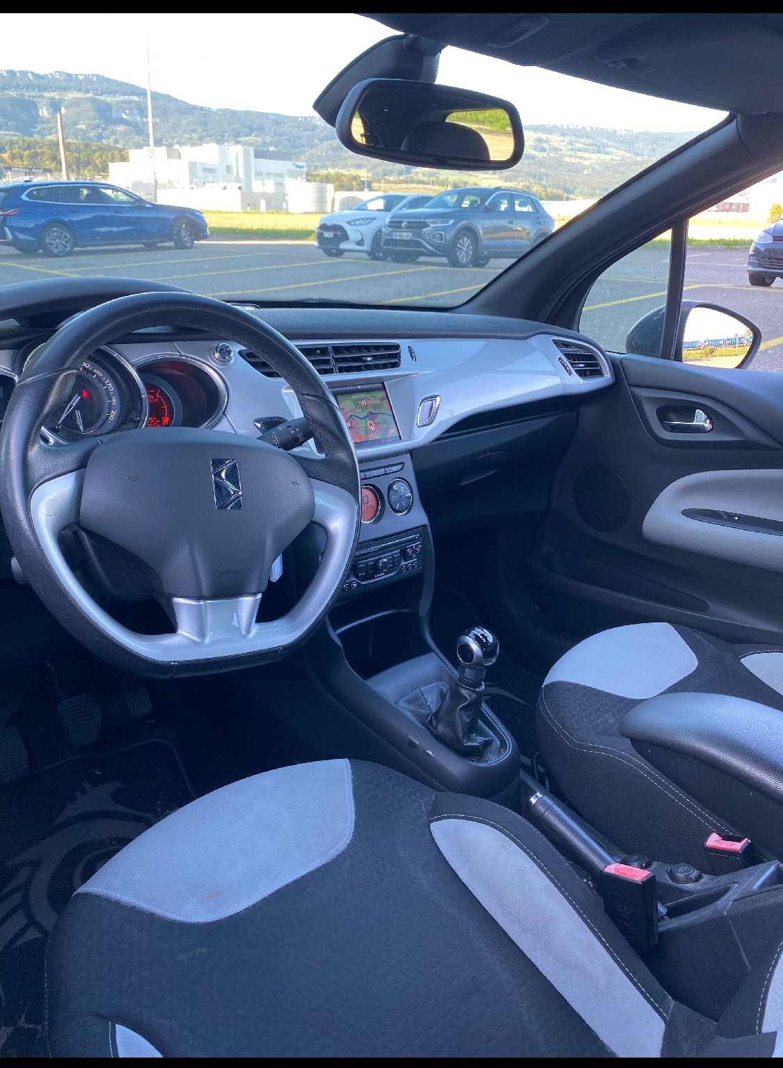 DS AUTOMOBILES DS3 1.4 VTi Chic-image-10