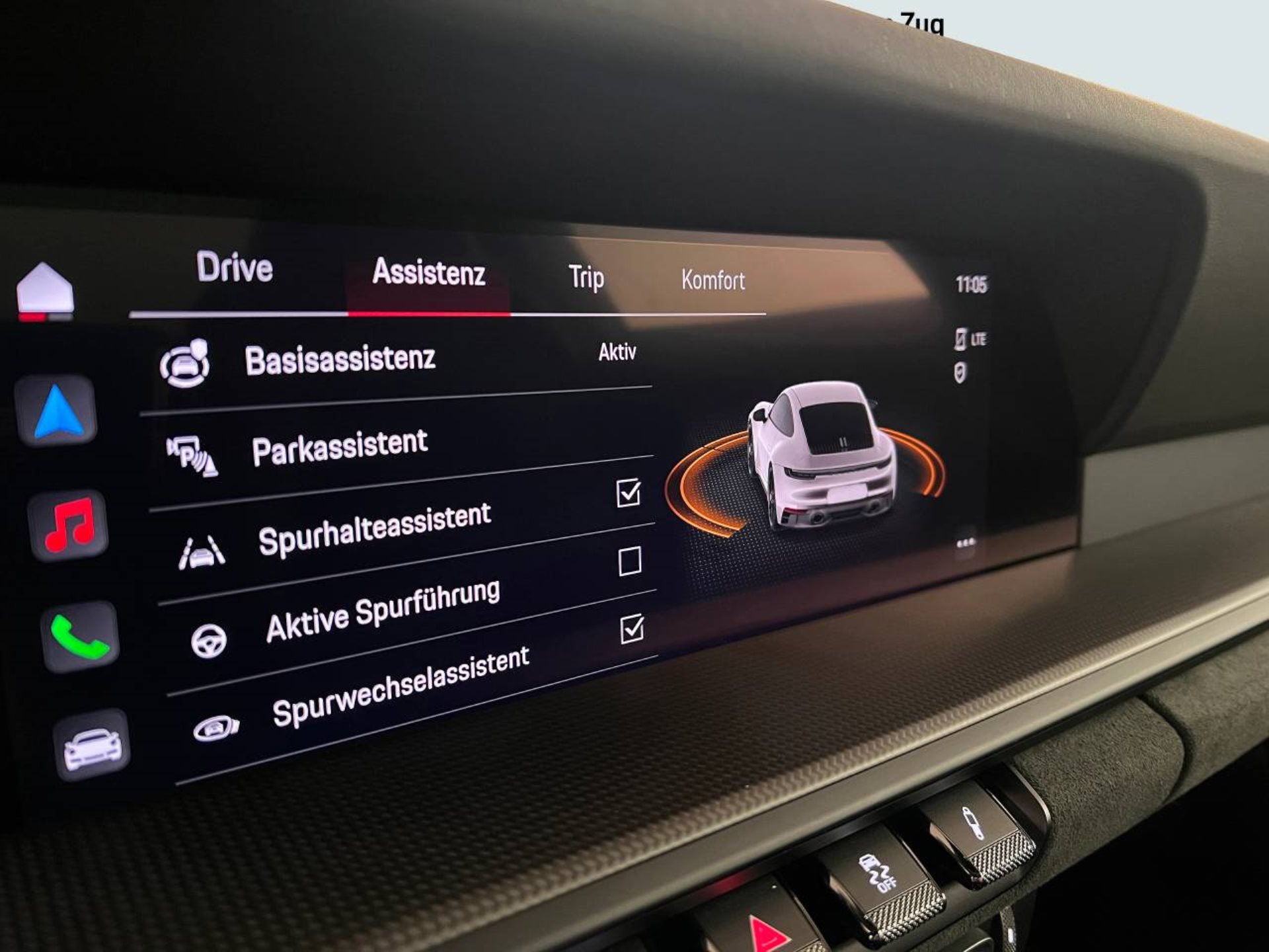 PORSCHE 911 Carrera 4 GTS-image-29