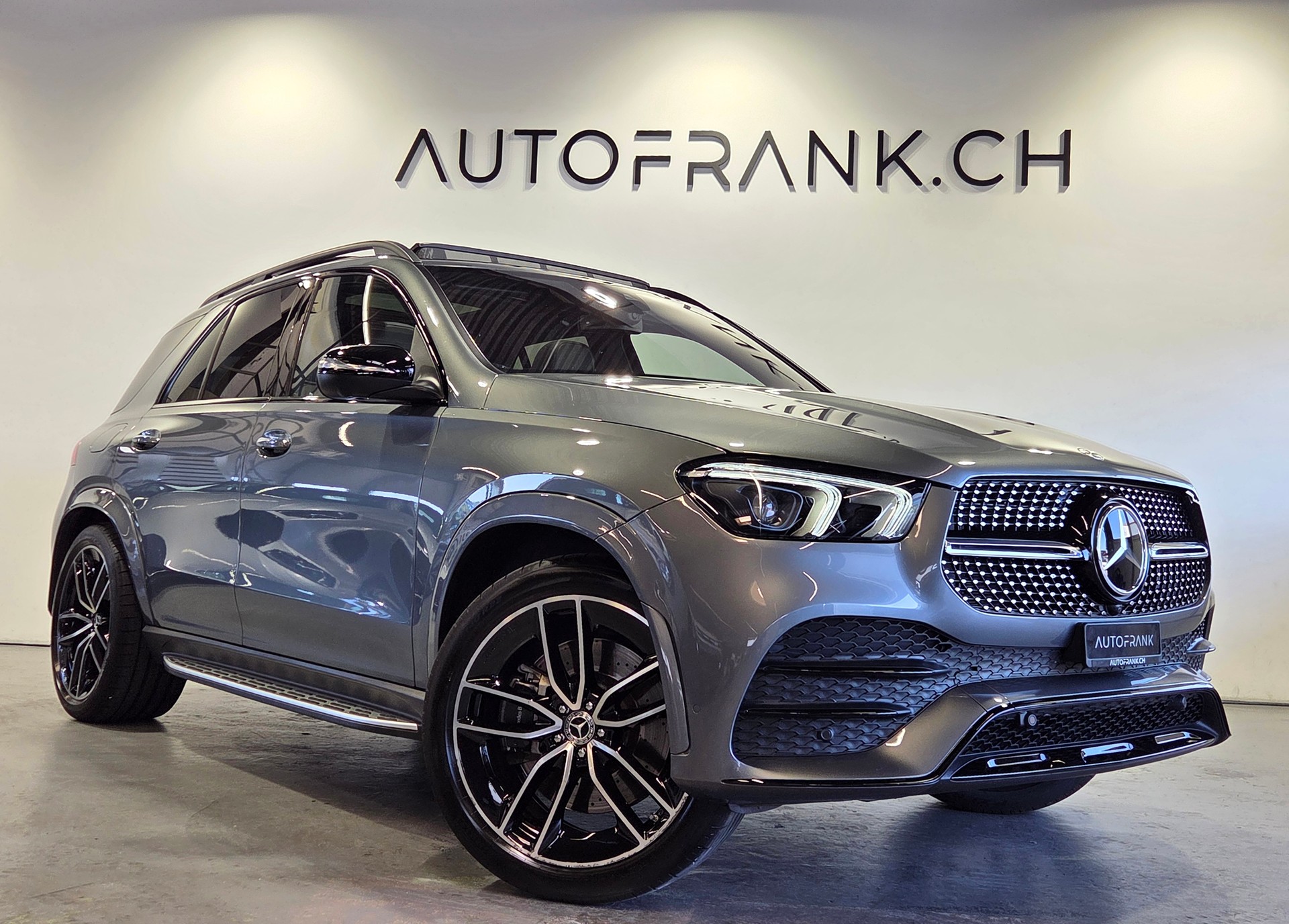 MERCEDES-BENZ GLE 450 AMG Line 4matic-showroom-element-1