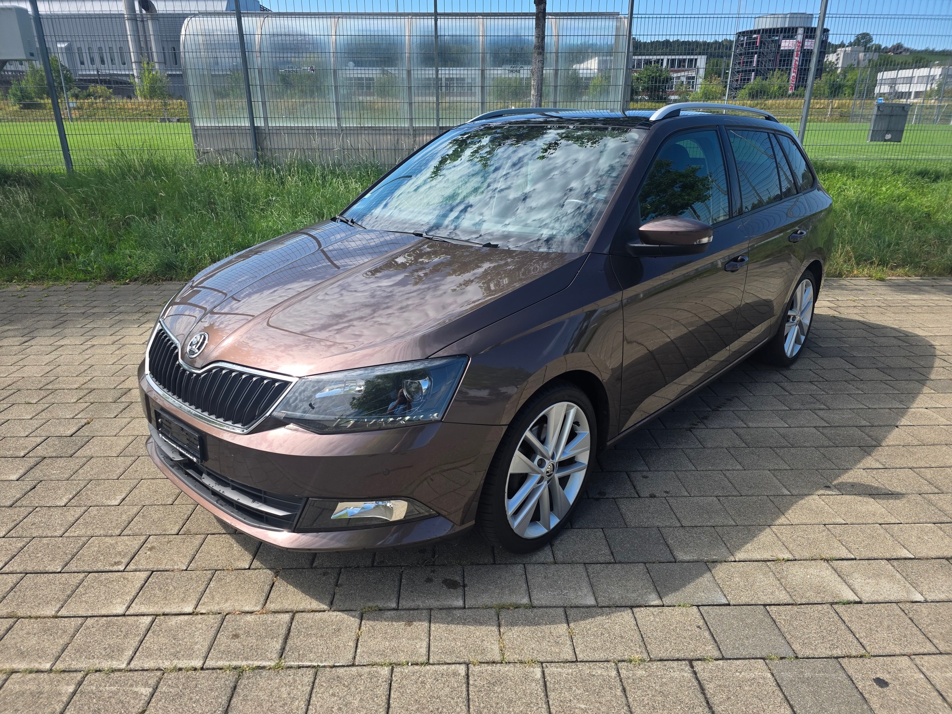 SKODA Fabia 1.2 TSI Style DSG-image-0