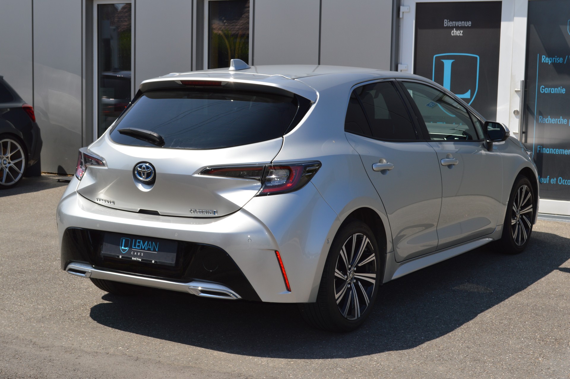 TOYOTA Corolla 2.0 HSD Trend e-CVT-image-5