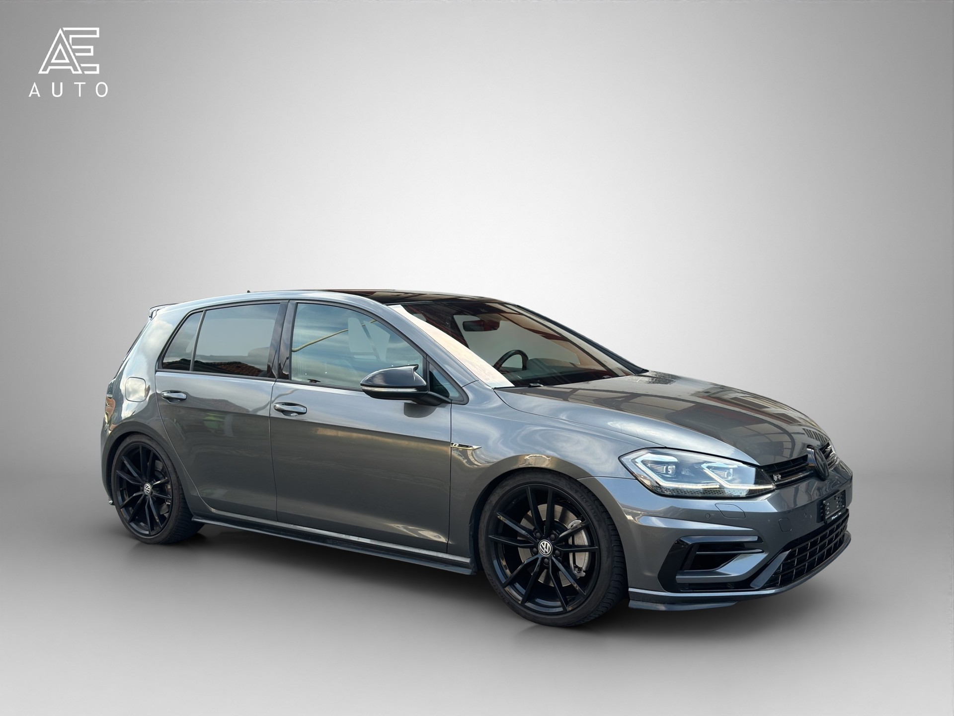 VW 2.0 TSI R 4Motion DSG-image-0