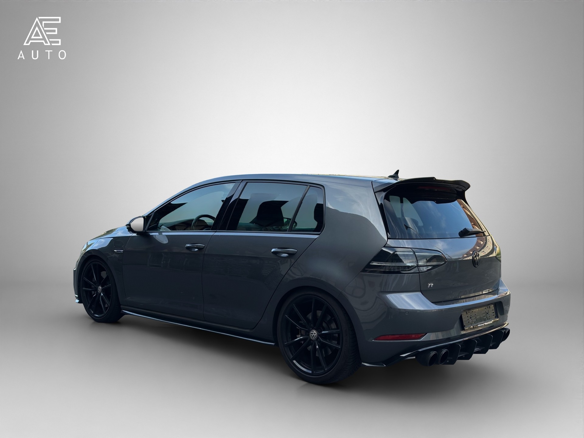 VW 2.0 TSI R 4Motion DSG-image-4