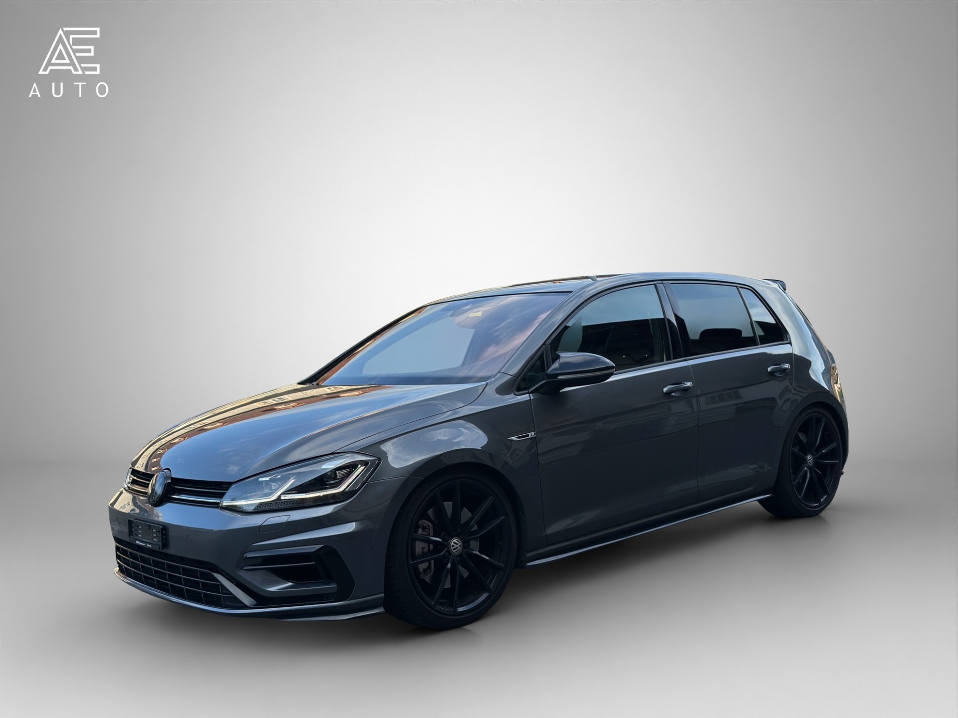VW 2.0 TSI R 4Motion DSG-image-2
