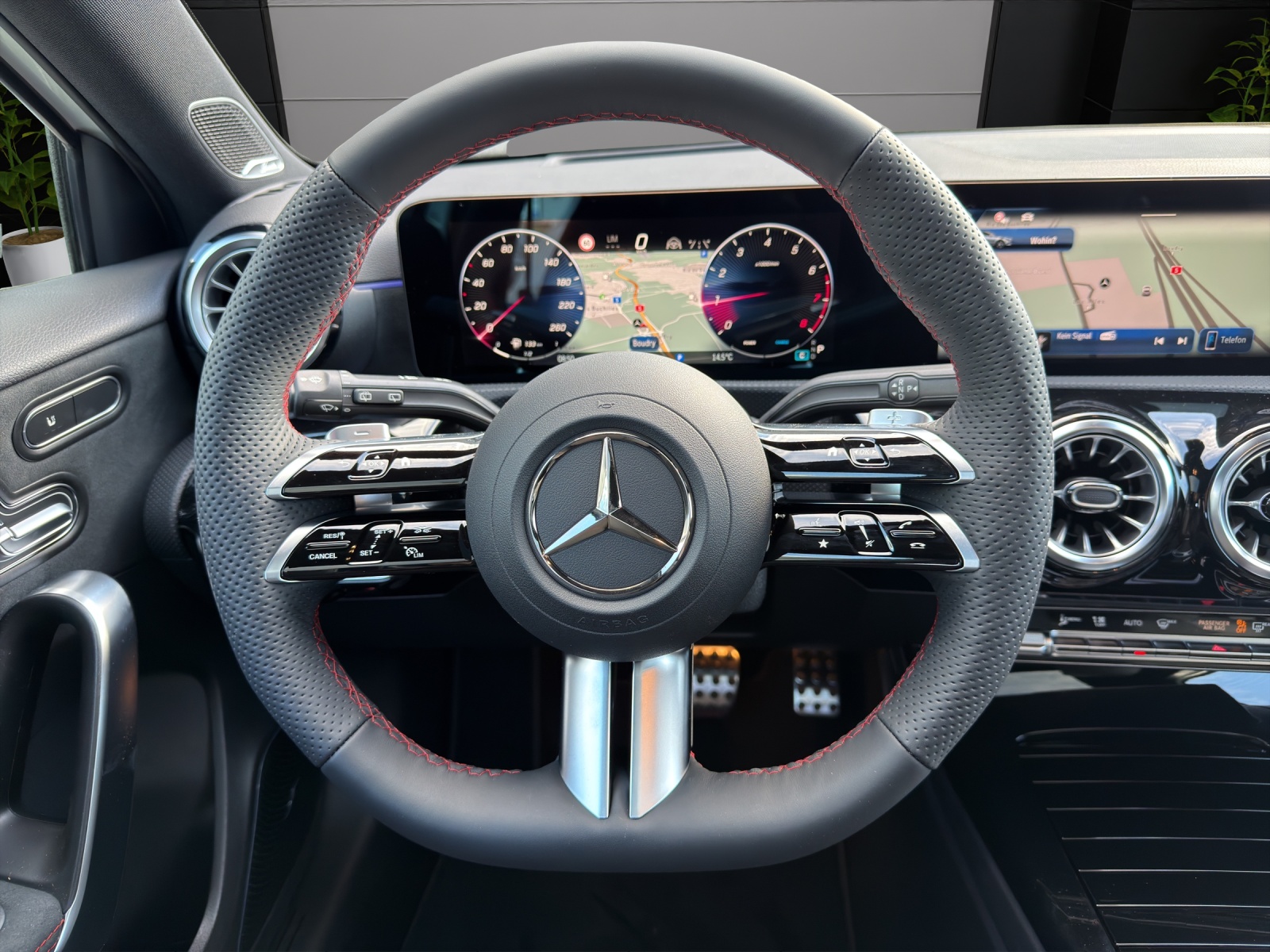MERCEDES-BENZ A 220 4Matic 8G-DCT-image-9
