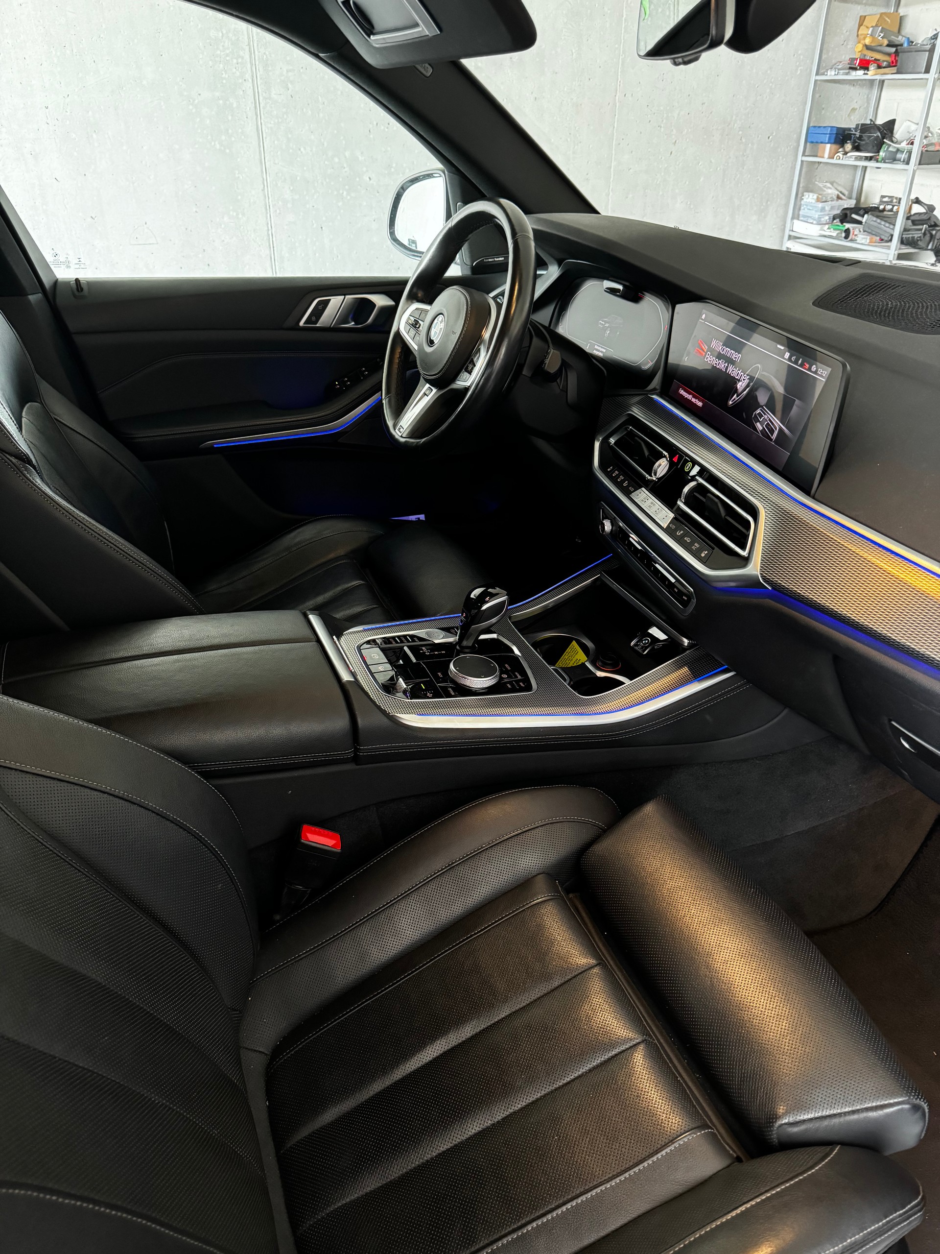 BMW 30d xDrive-image-3
