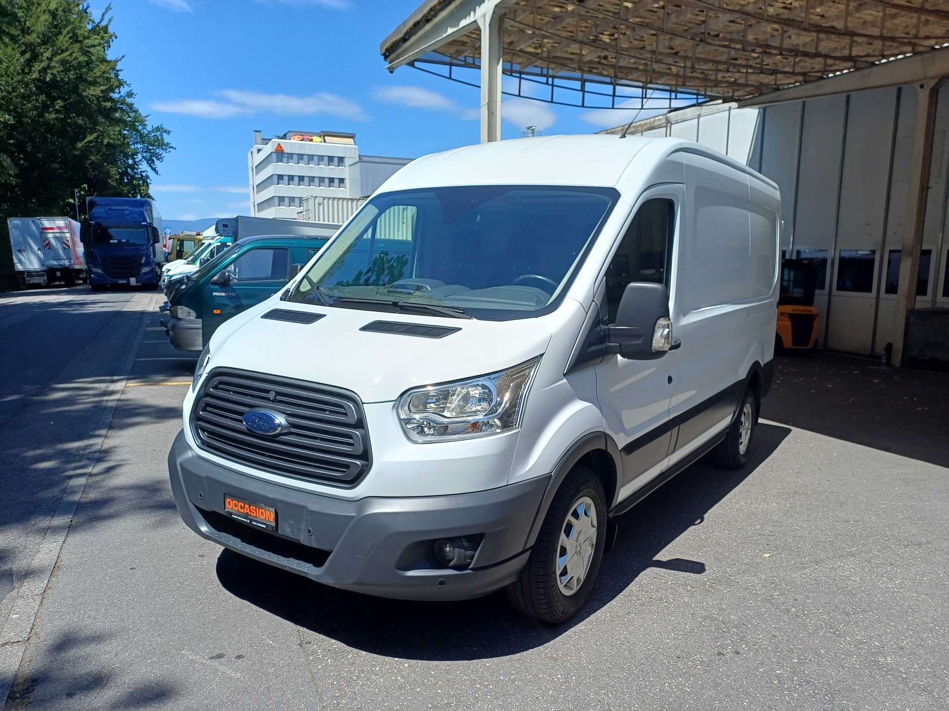 FORD Transit Van 330 L2 Trend 2.0 TDCi 130 FWD-image-0