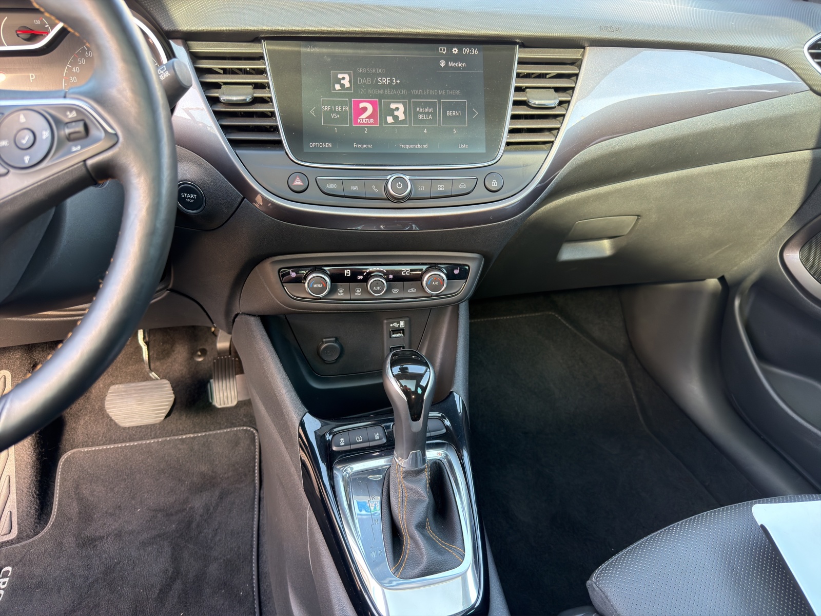 OPEL Crossland X 1.2T/110 Ultimate S/S-image-13