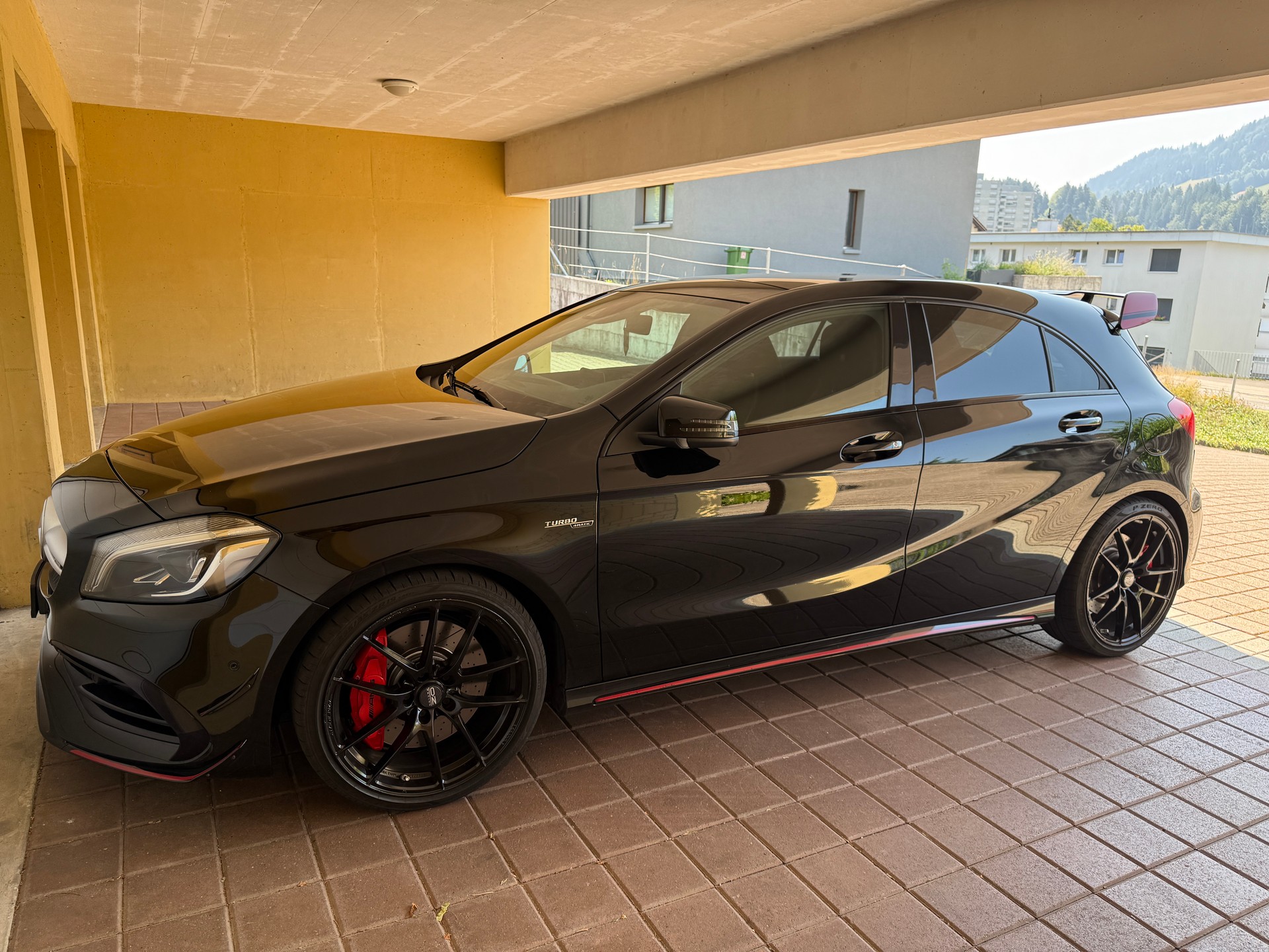 MERCEDES-BENZ A 45 AMG 4m-image-2
