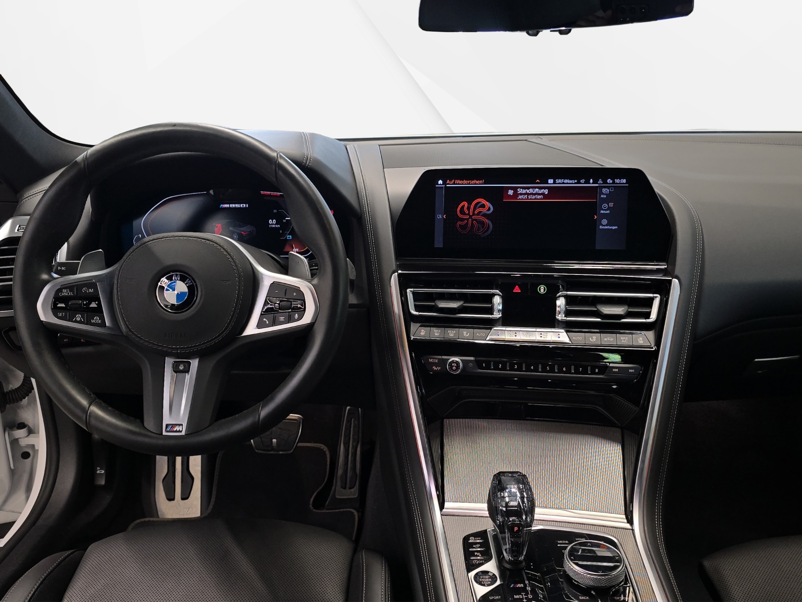 BMW M850i xDrive-image-11