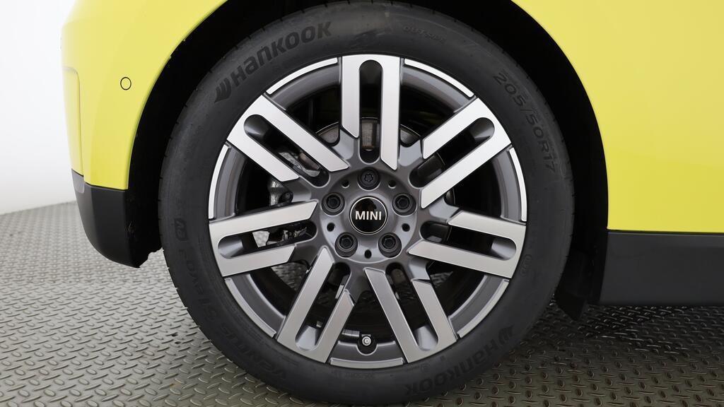 MINI Cooper SE-image-7