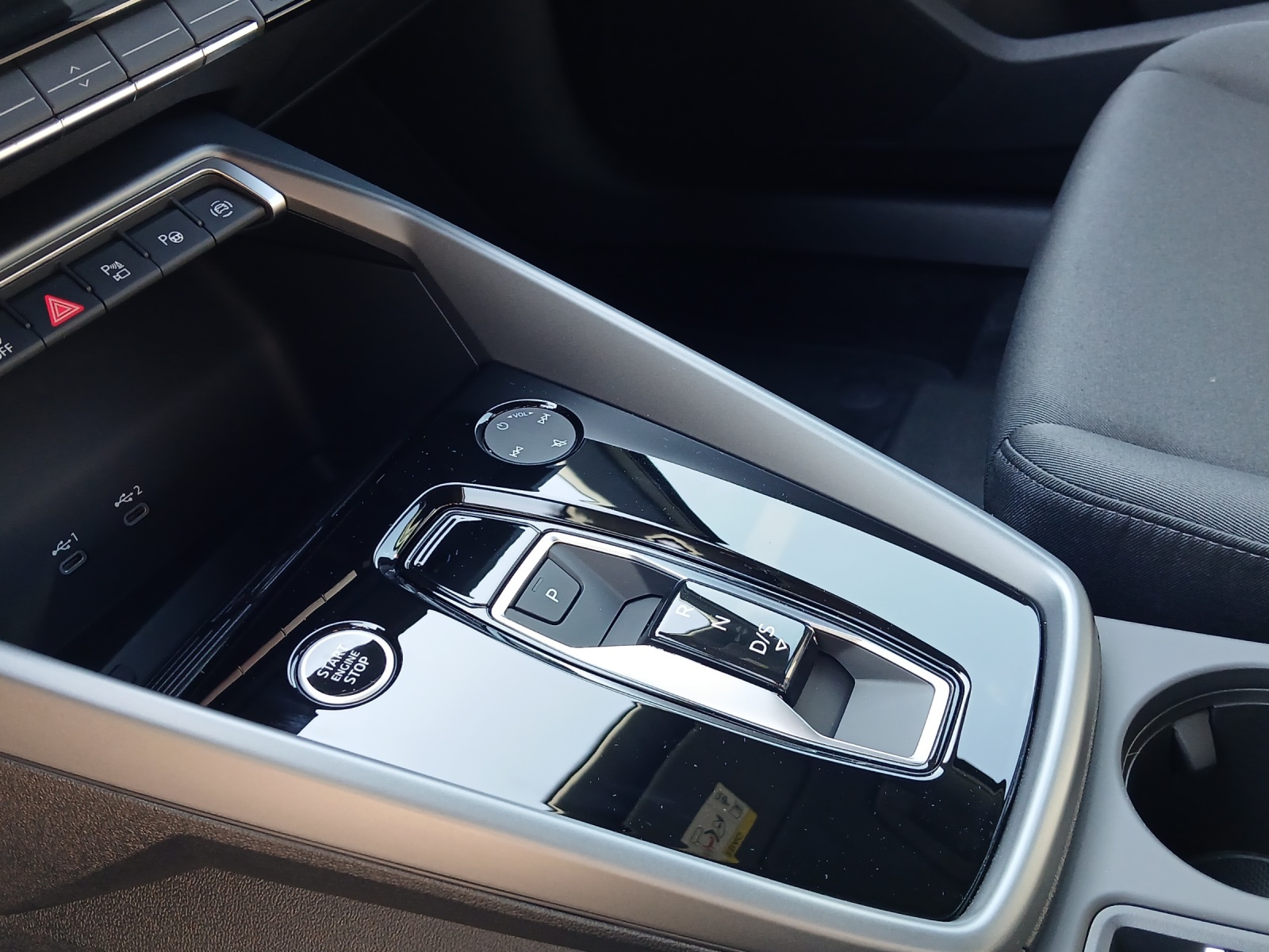 AUDI A3 Sportback TFSI 110 kW Attraction S tronic-image-14