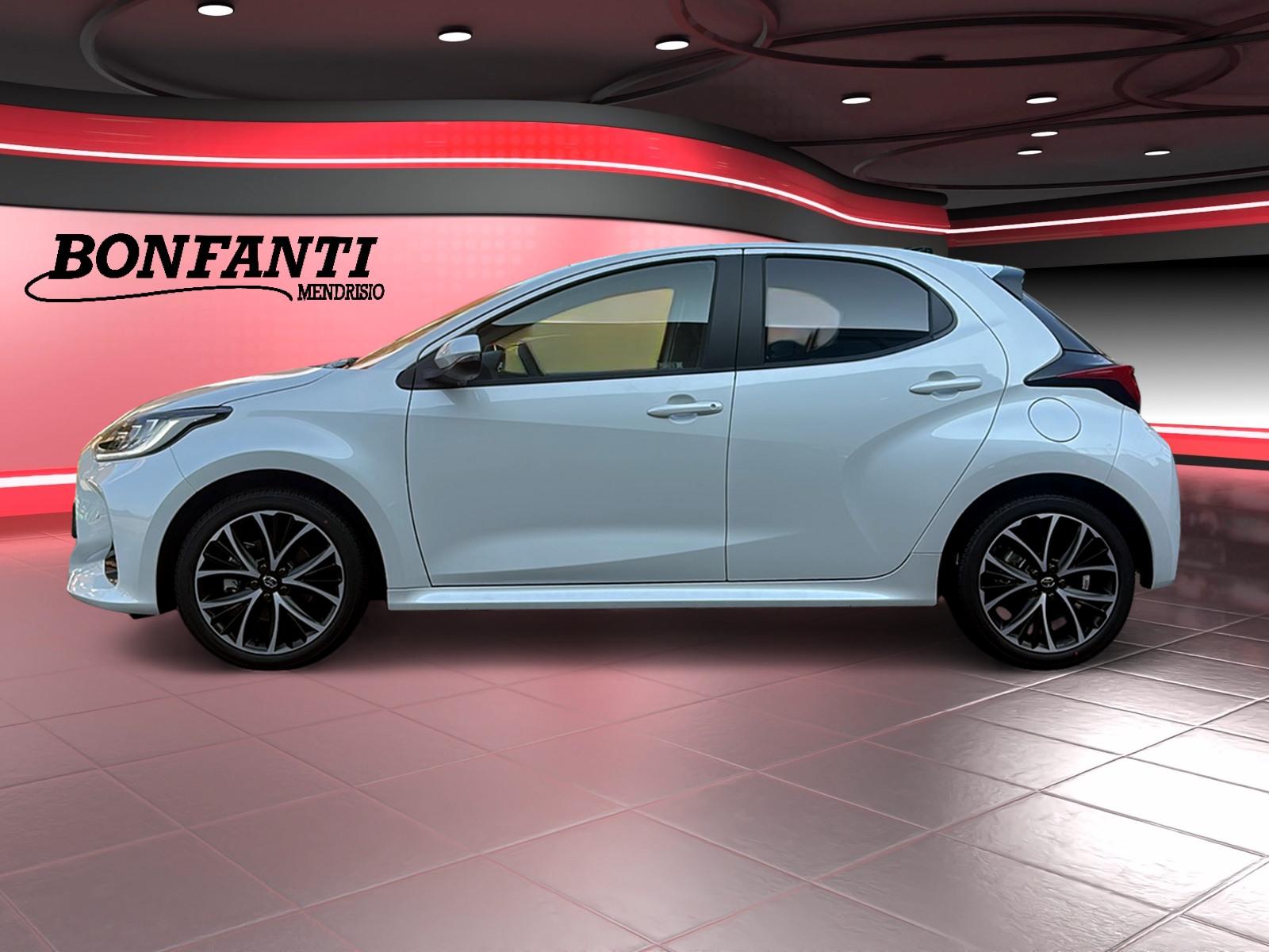 TOYOTA Yaris 1.5 VVT-i HSD Trend-image-3