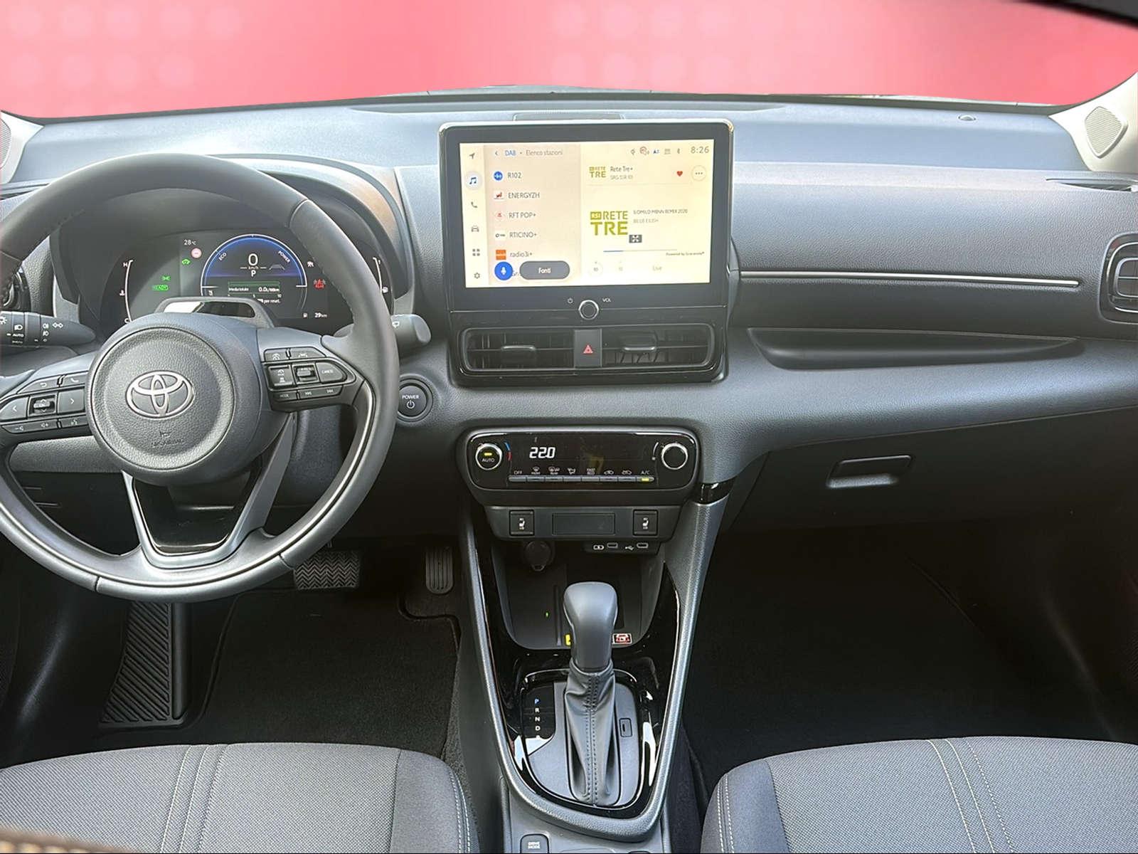 TOYOTA Yaris 1.5 VVT-i HSD Trend-image-11