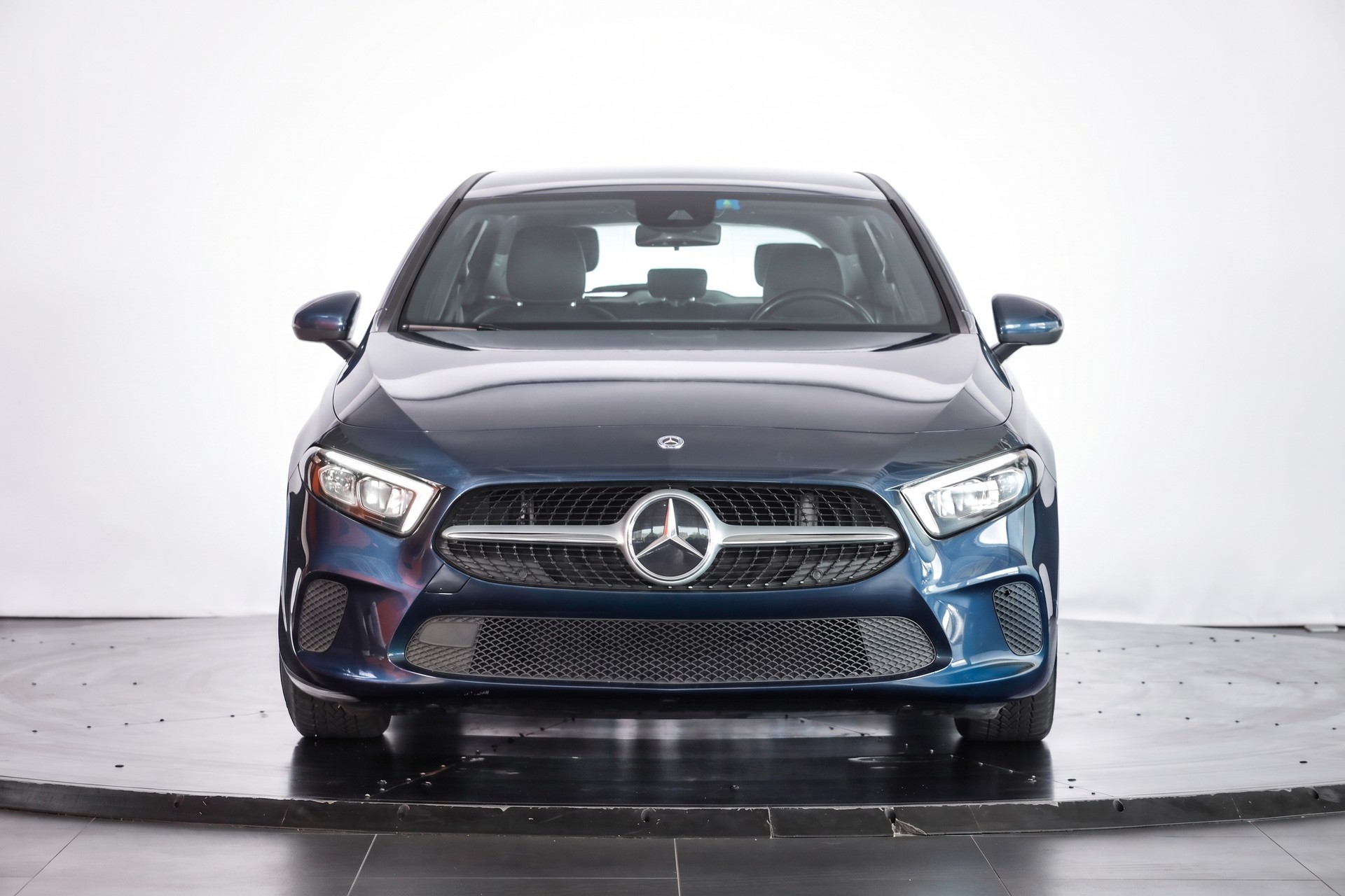 MERCEDES-BENZ A 180 Progressive 7G-DCT-image-1