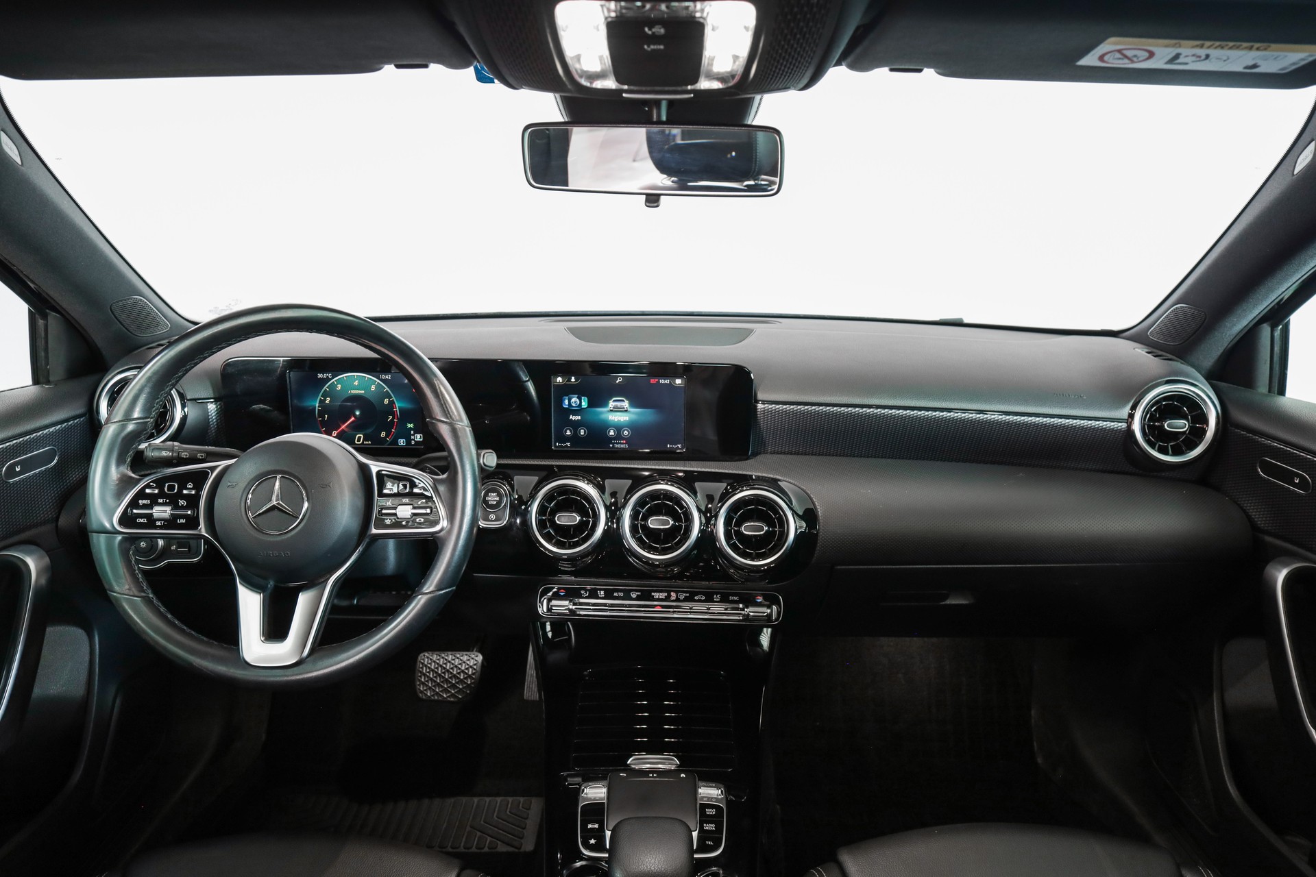 MERCEDES-BENZ A 180 Progressive 7G-DCT-image-10